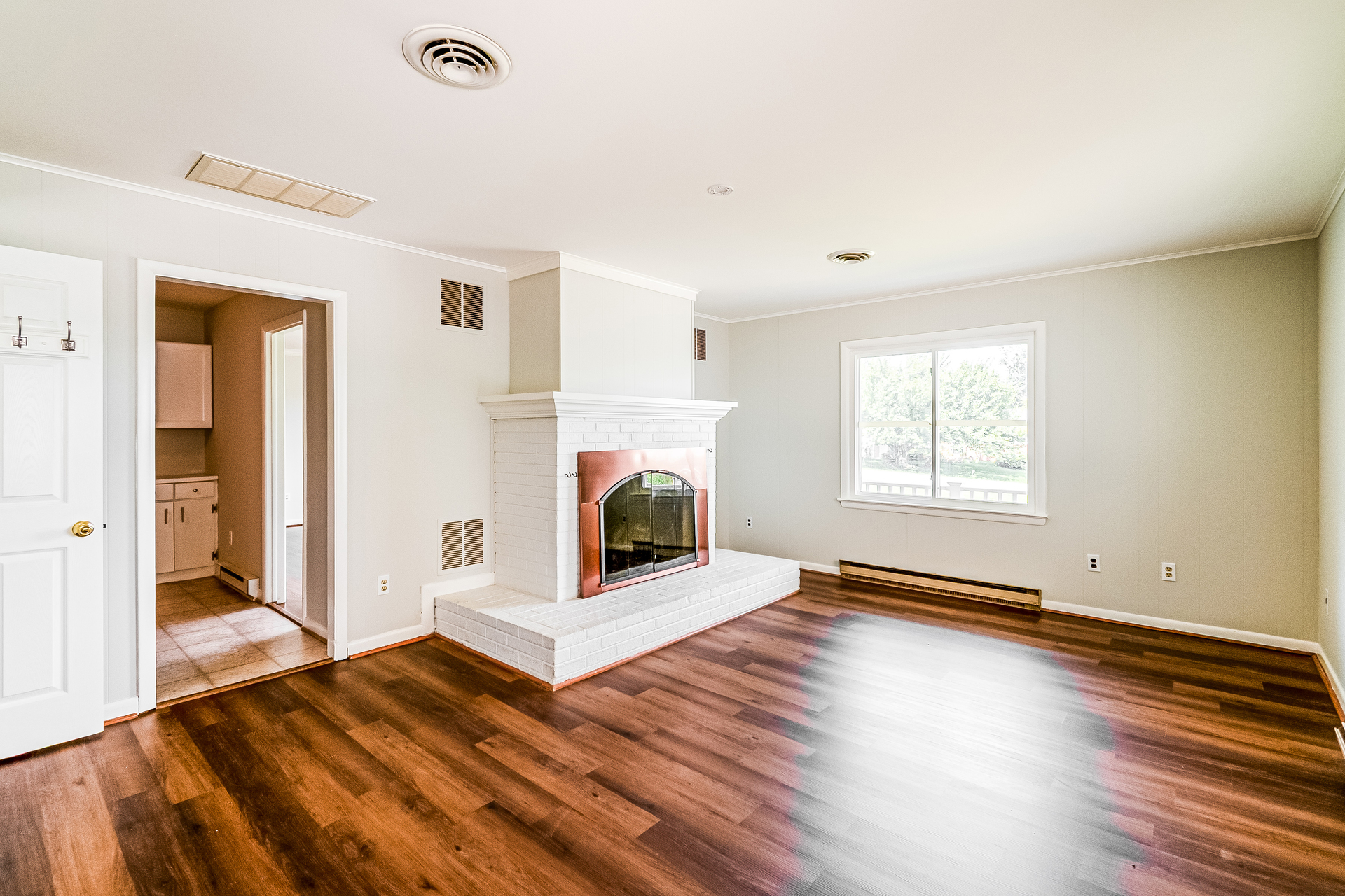 Photo 7 of 18 of 591 Curry Springs Pl, Hamilton, VA