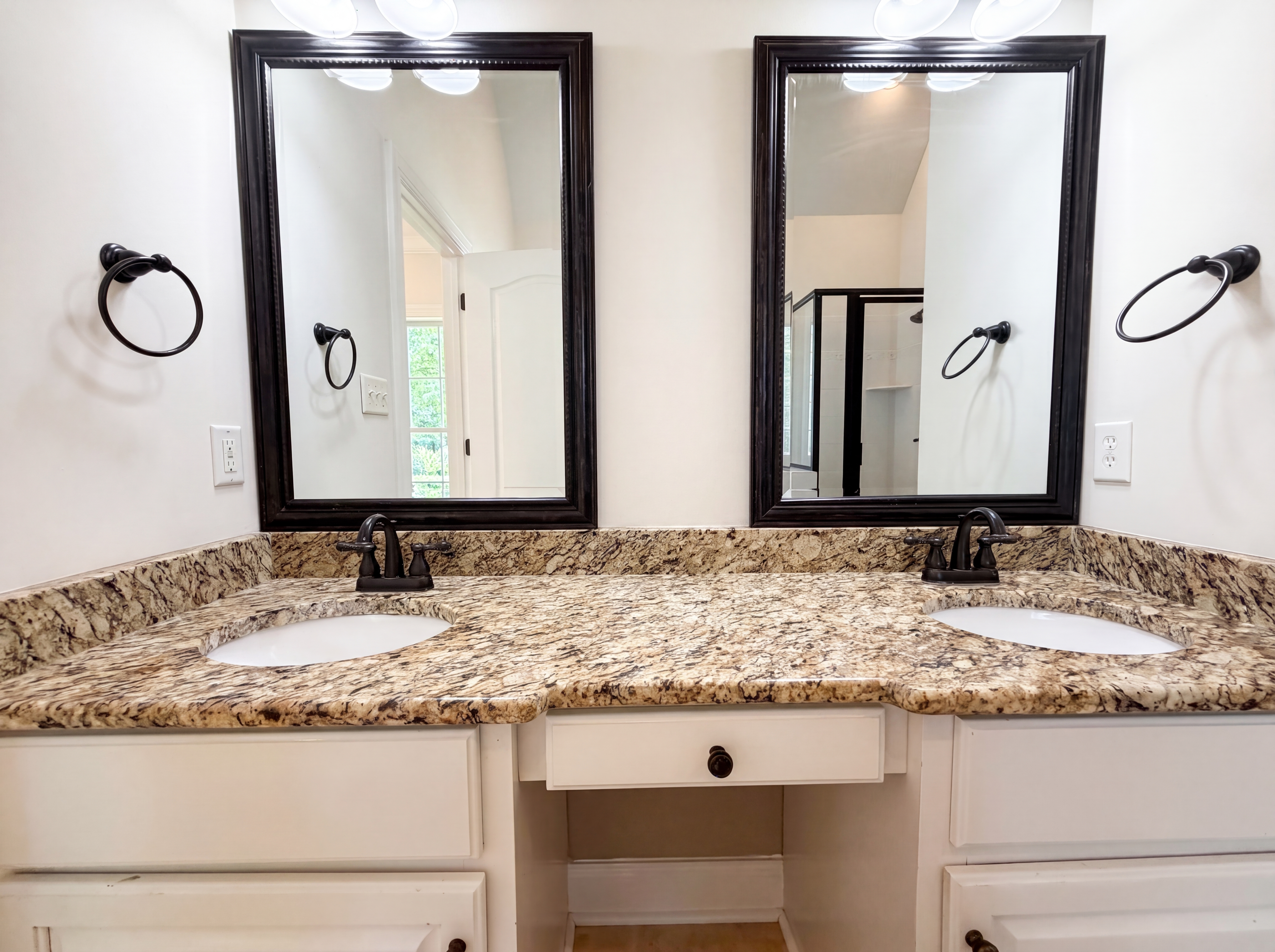 Photo 13 of 20 of 5309 Old Town Ln, Gastonia, NC