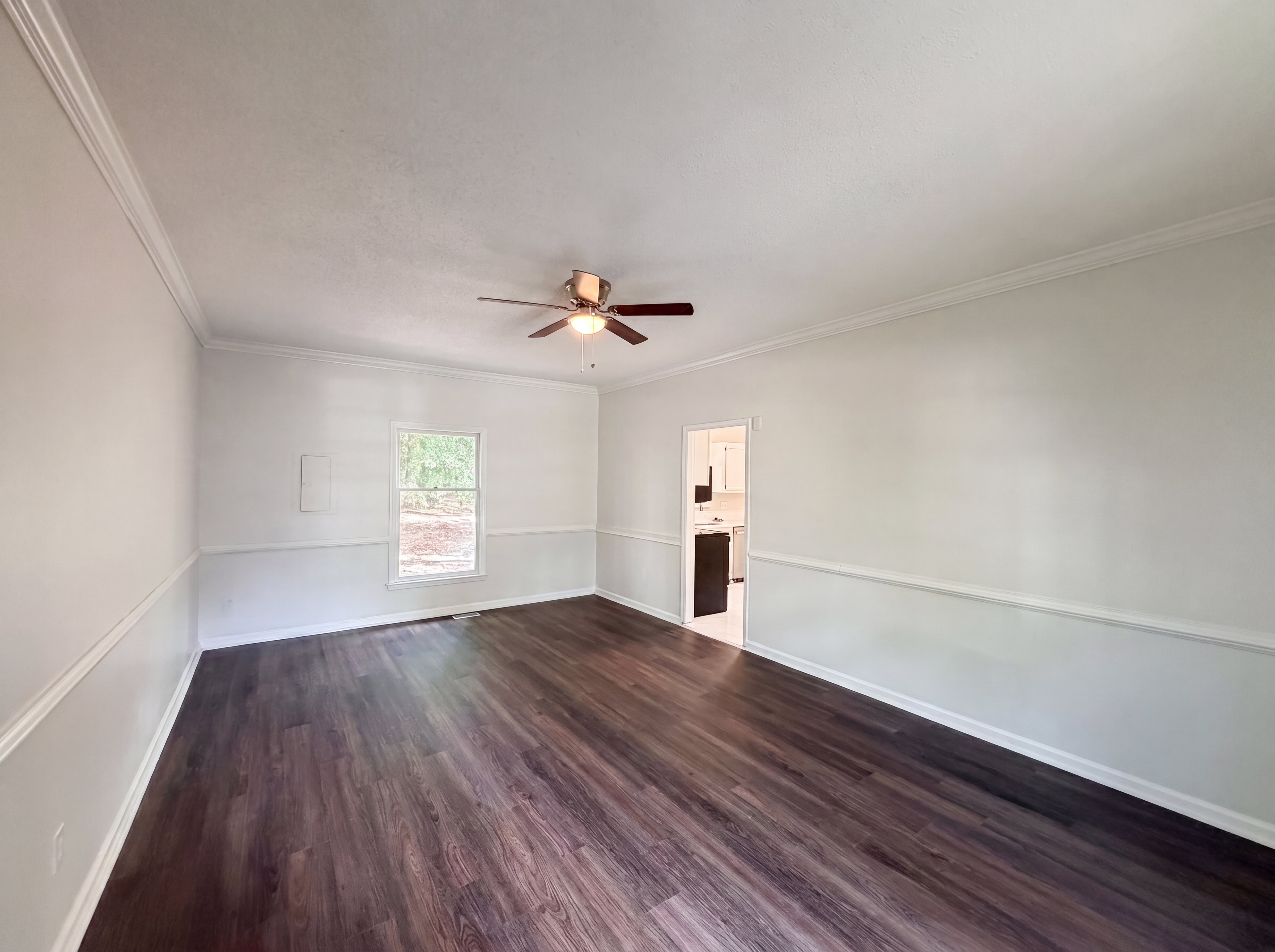 Photo 7 of 16 of 5209 Heelands Ct, Raleigh, NC