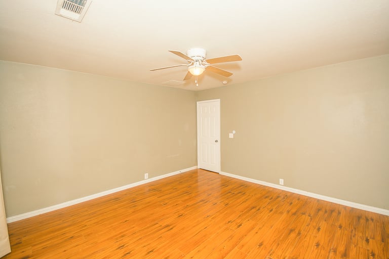 Photo 9 of 27 - 3003 Marigold Dr, Wylie, TX 75098