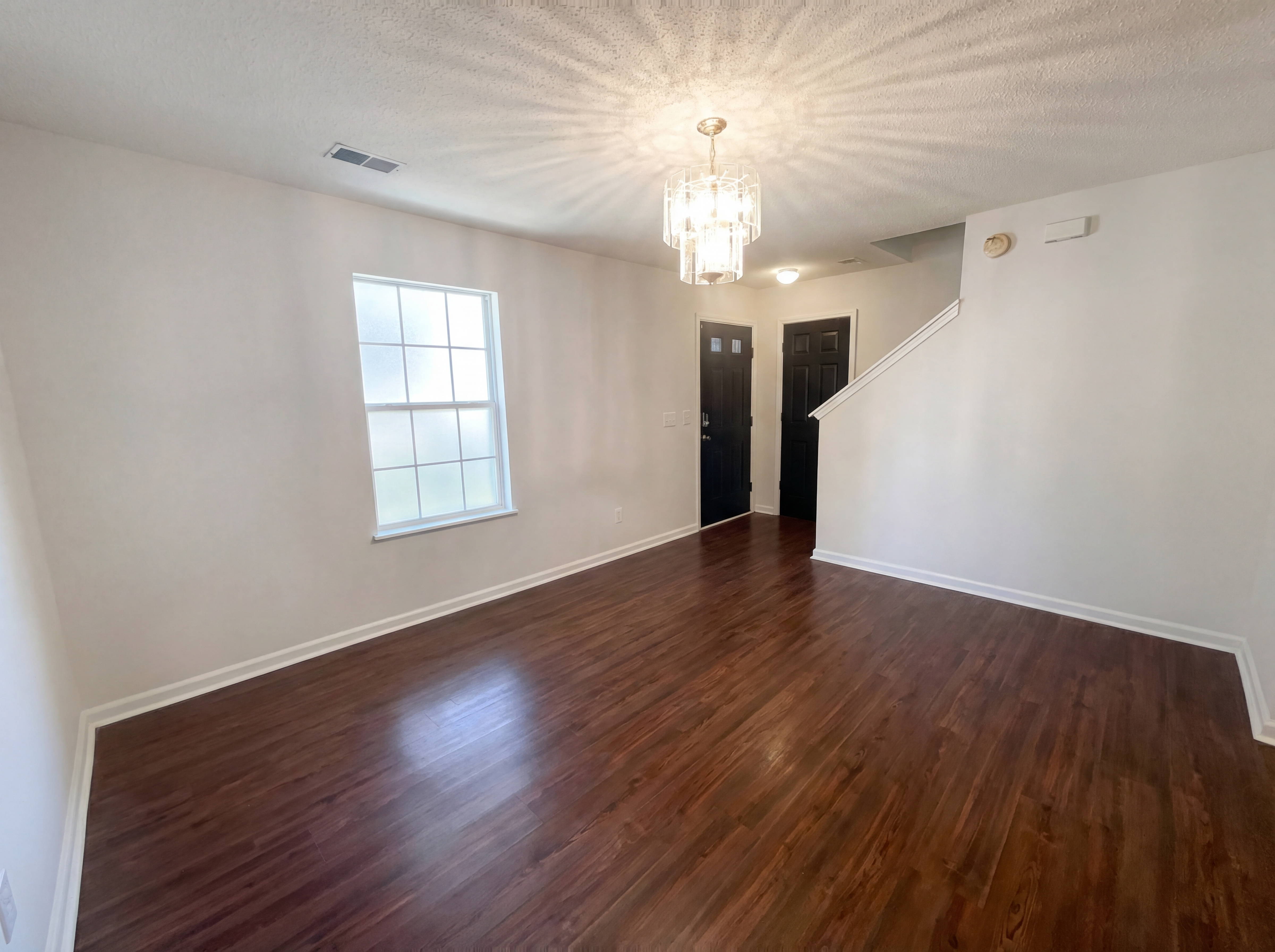 Photo 8 of 19 of 318 Aberdeen Cir, Summerville, SC