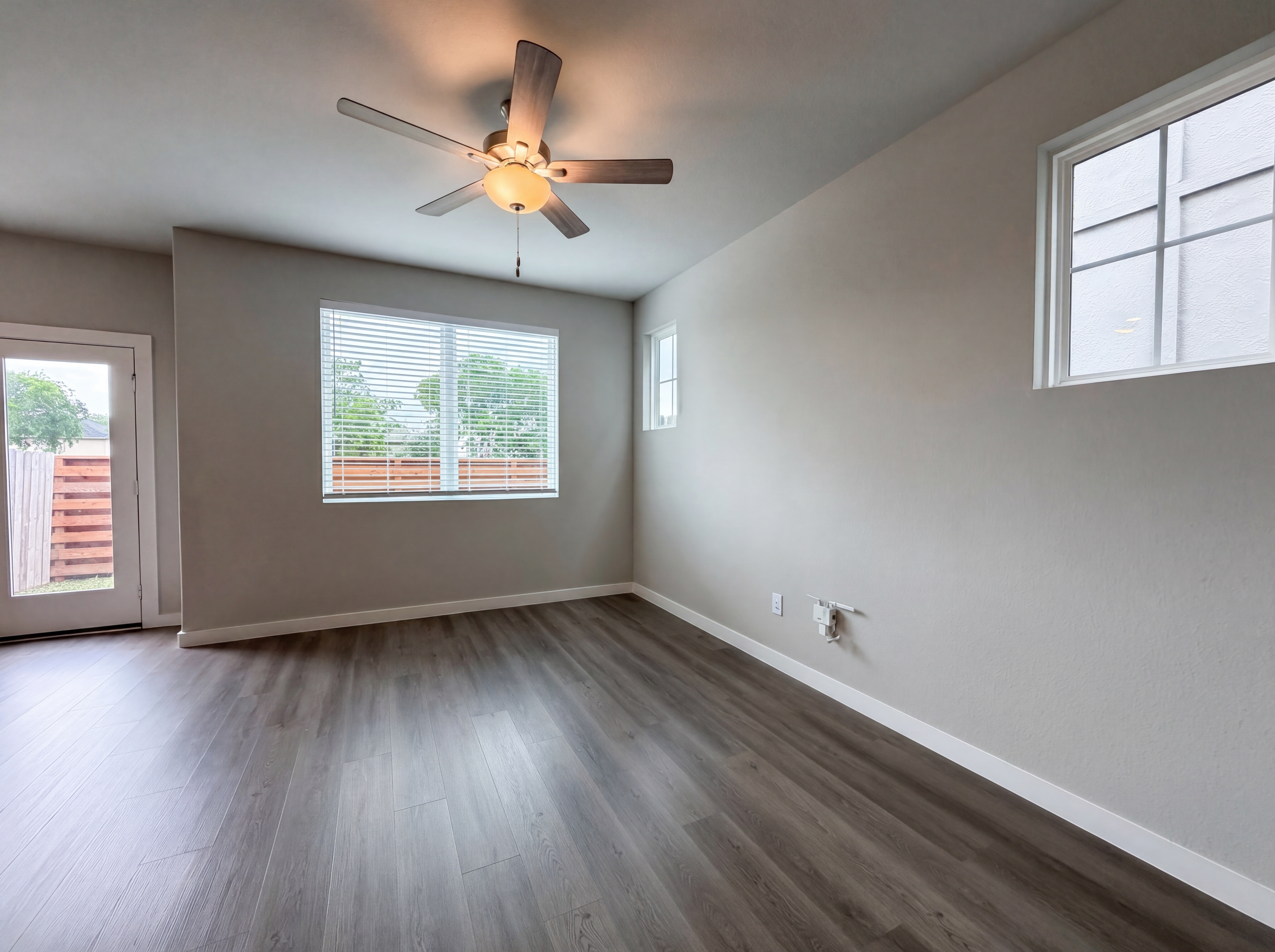 Photo 8 of 19 of 14707 Silent Gulf Ave, Houston, TX
