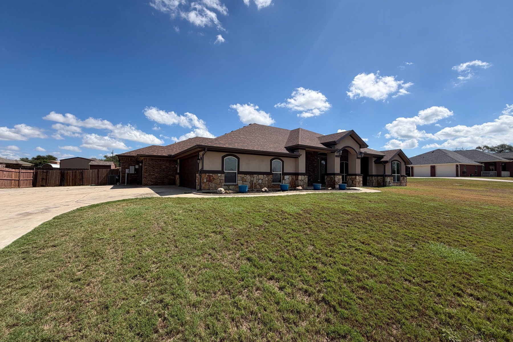 Photo 1 of 206 County Road 4774