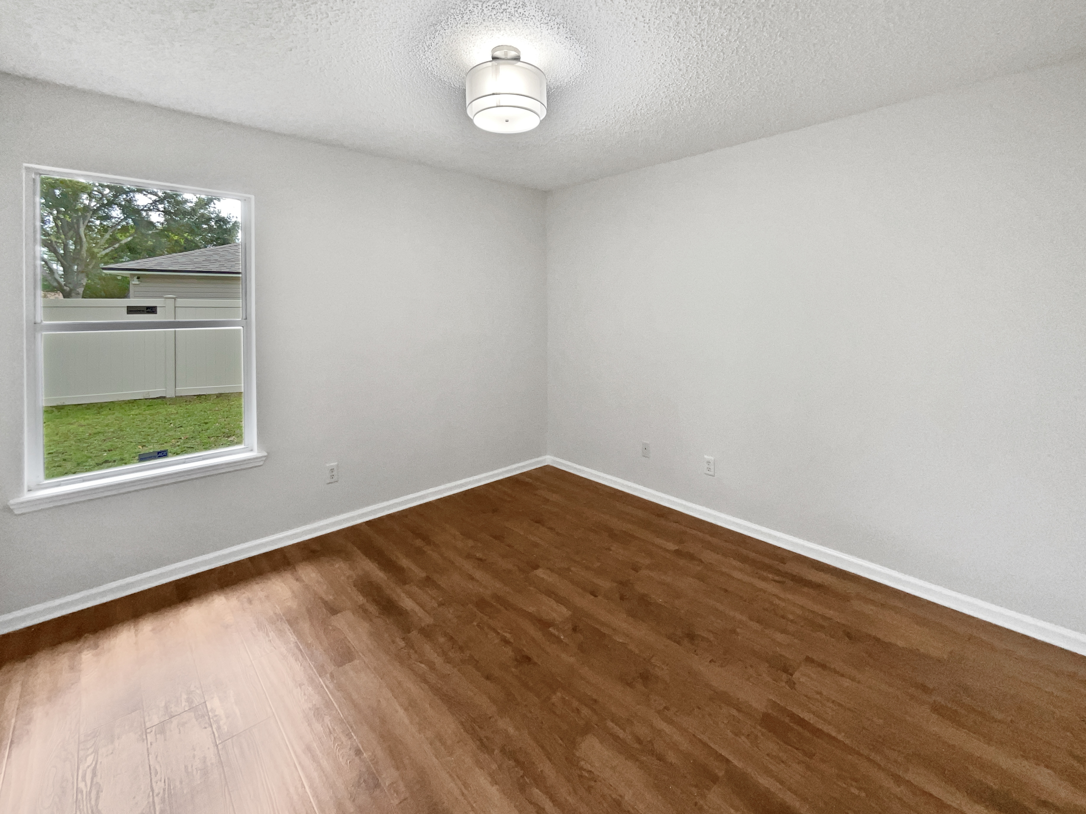 Photo 22 of 25 of 6899 Clinton Corners Dr W, Jacksonville, FL