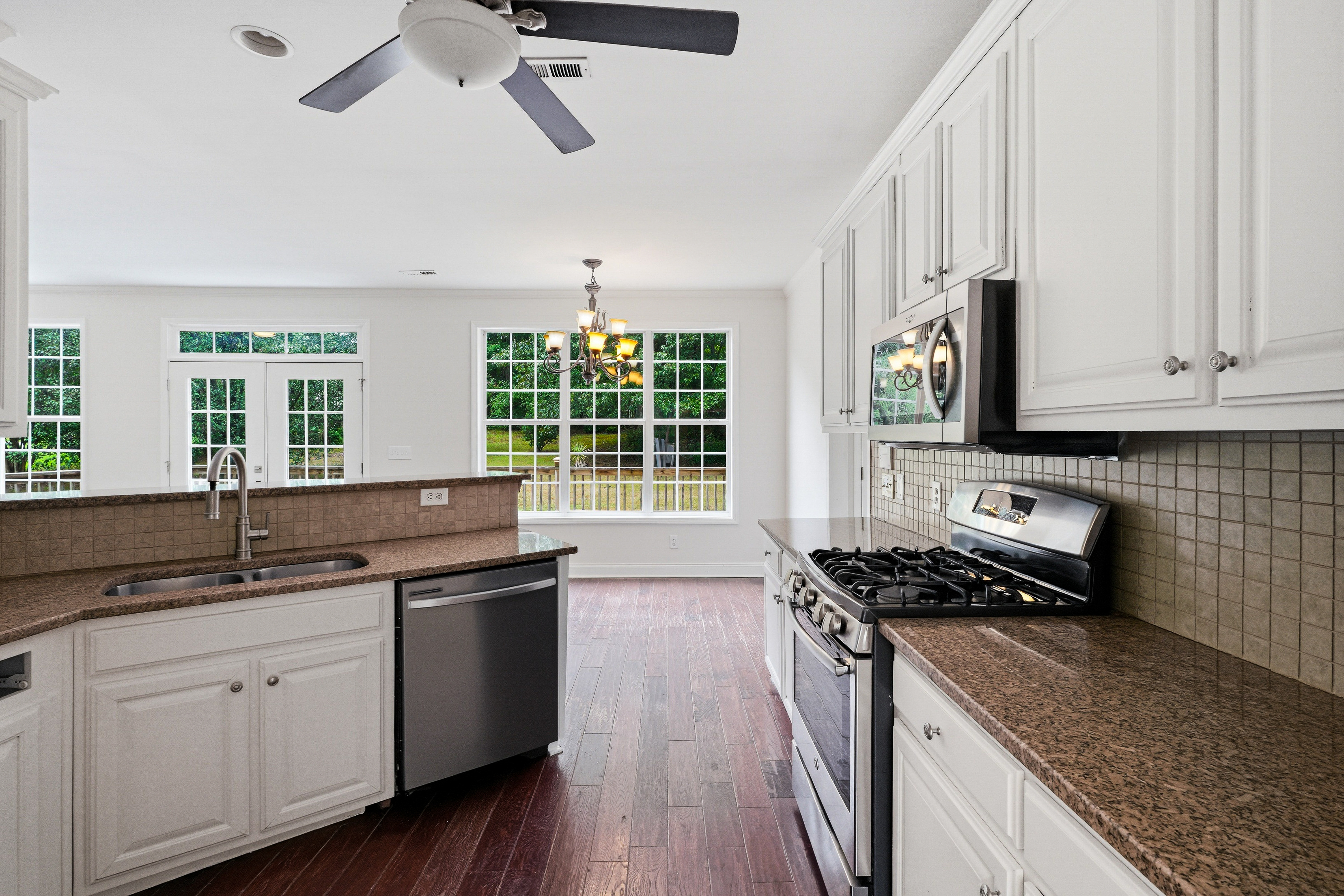Photo 15 of 97 of 310 Mansfield Way, Stockbridge, GA