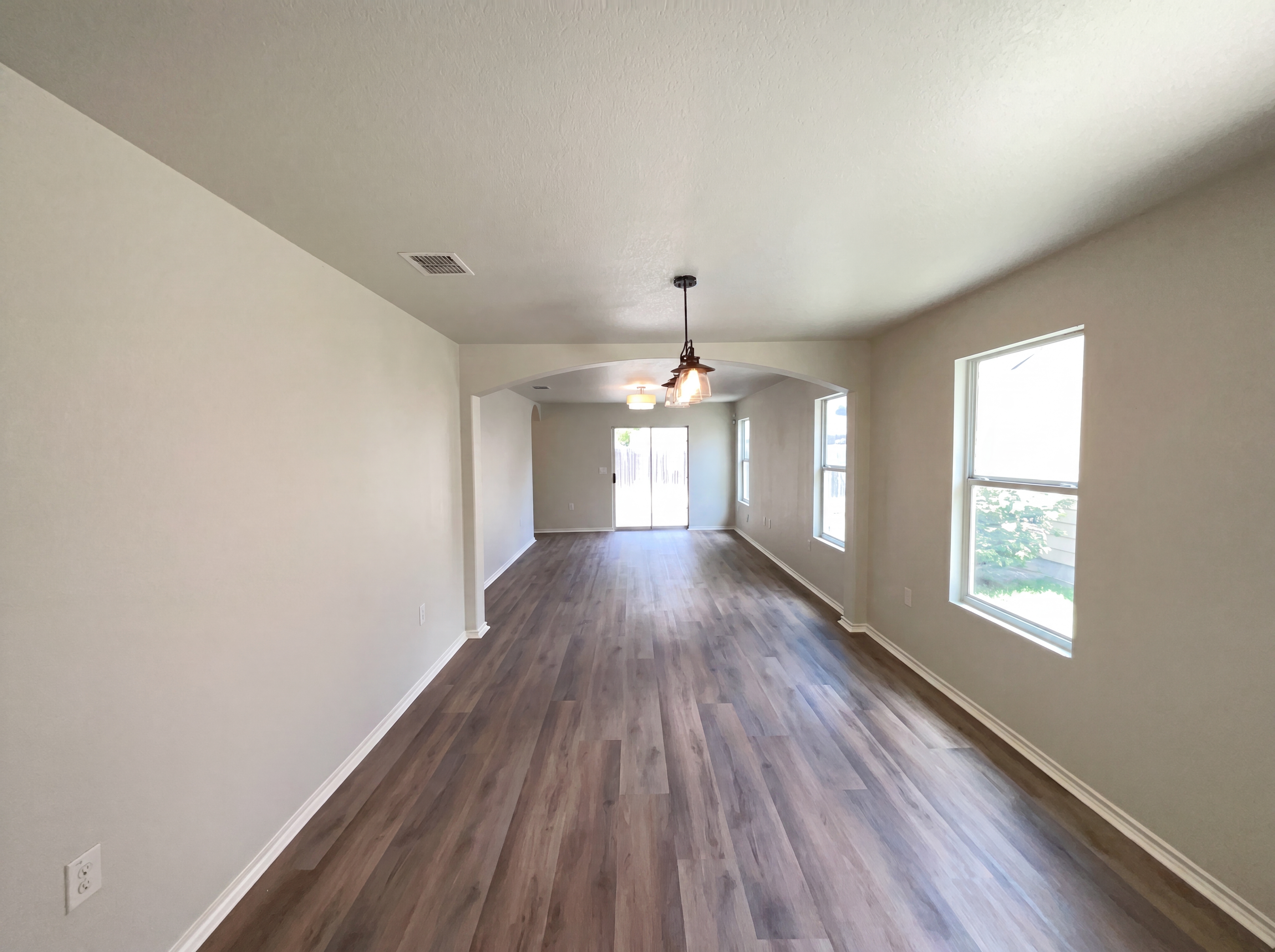 Photo 3 of 20 of 8906 Mission Brook, San Antonio, TX