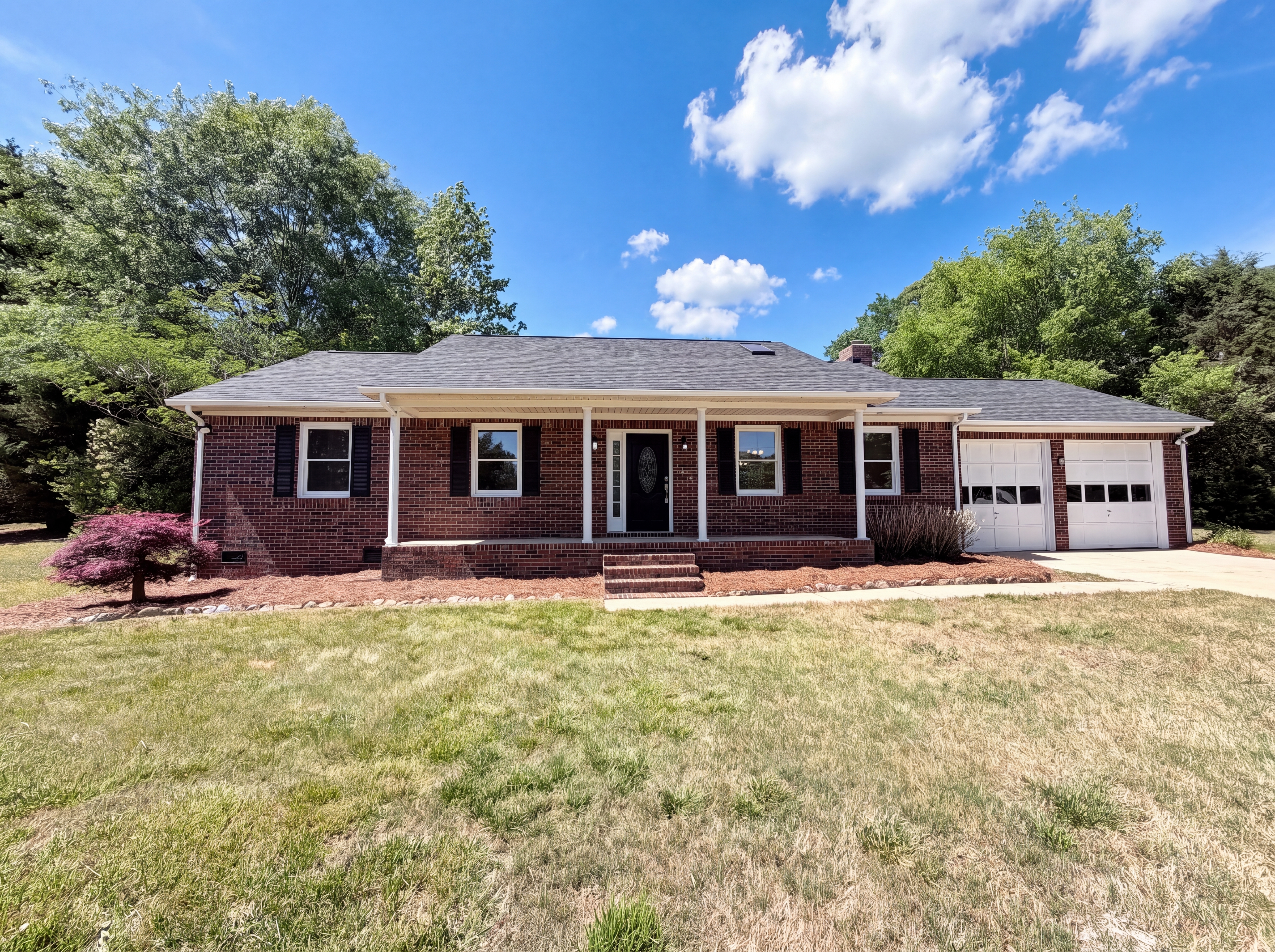 Photo 16 of 18 of 4395 Meadow Ln, Lincolnton, NC