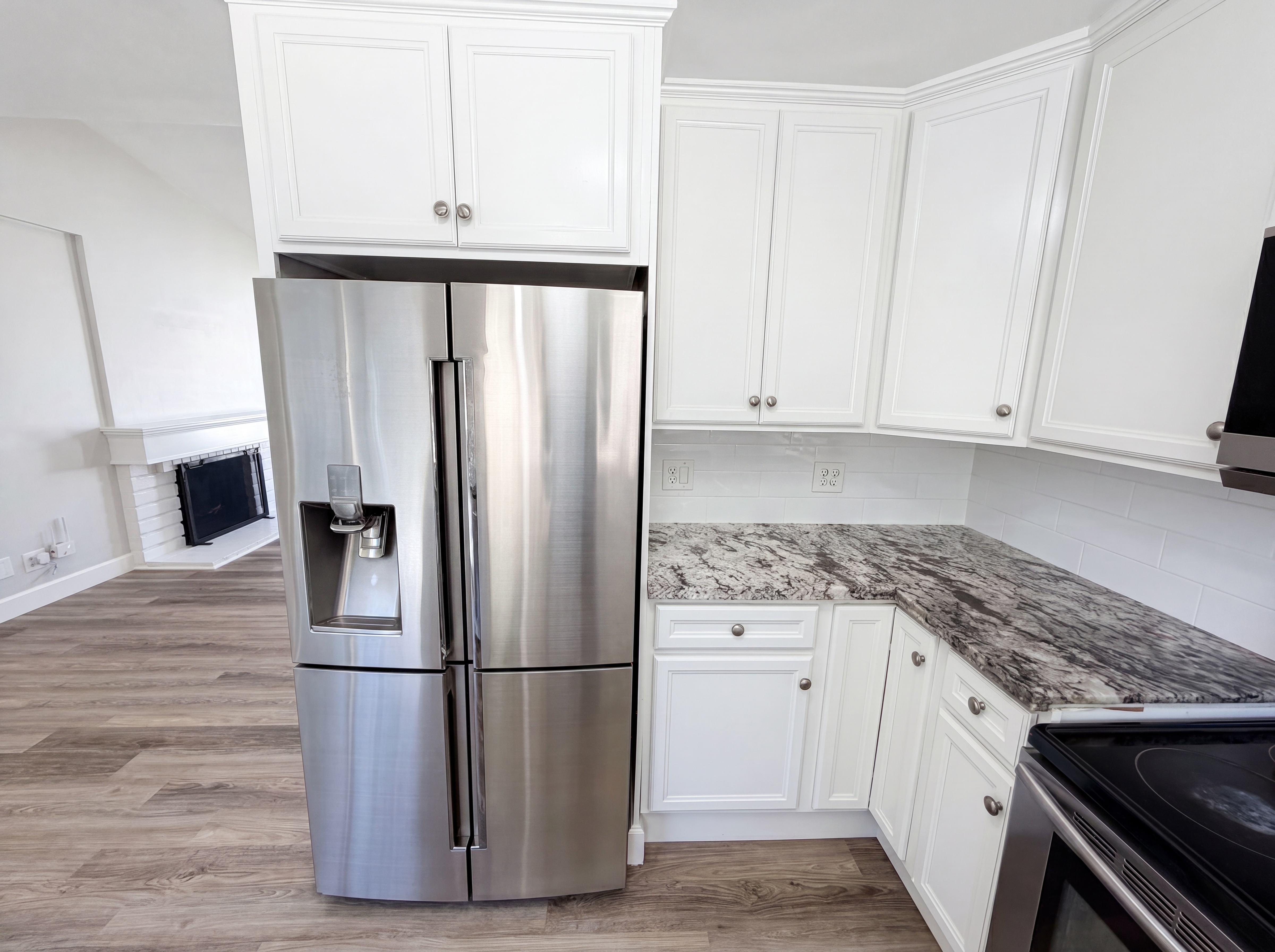 Photo 11 of 23 of 23732 San Dona, Laguna Hills, CA