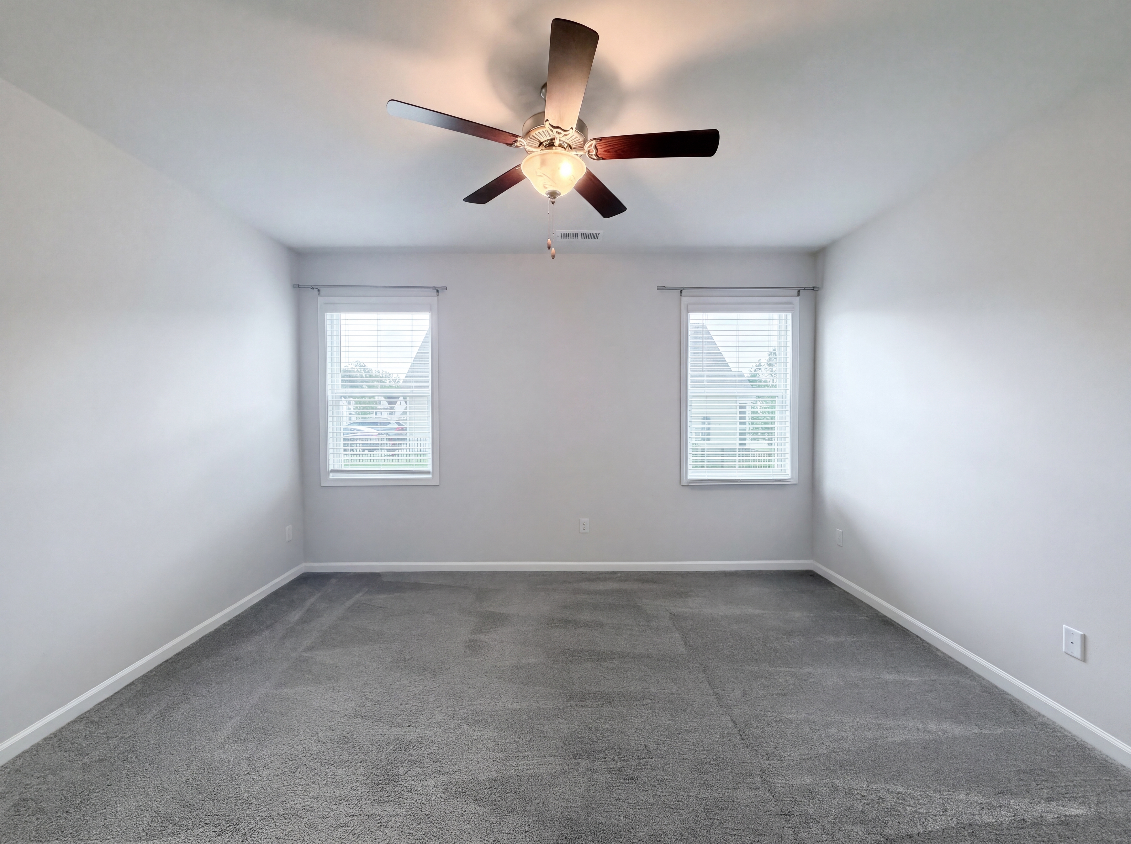 Photo 4 of 18 of 3627 Whitney Way, Terrell, NC