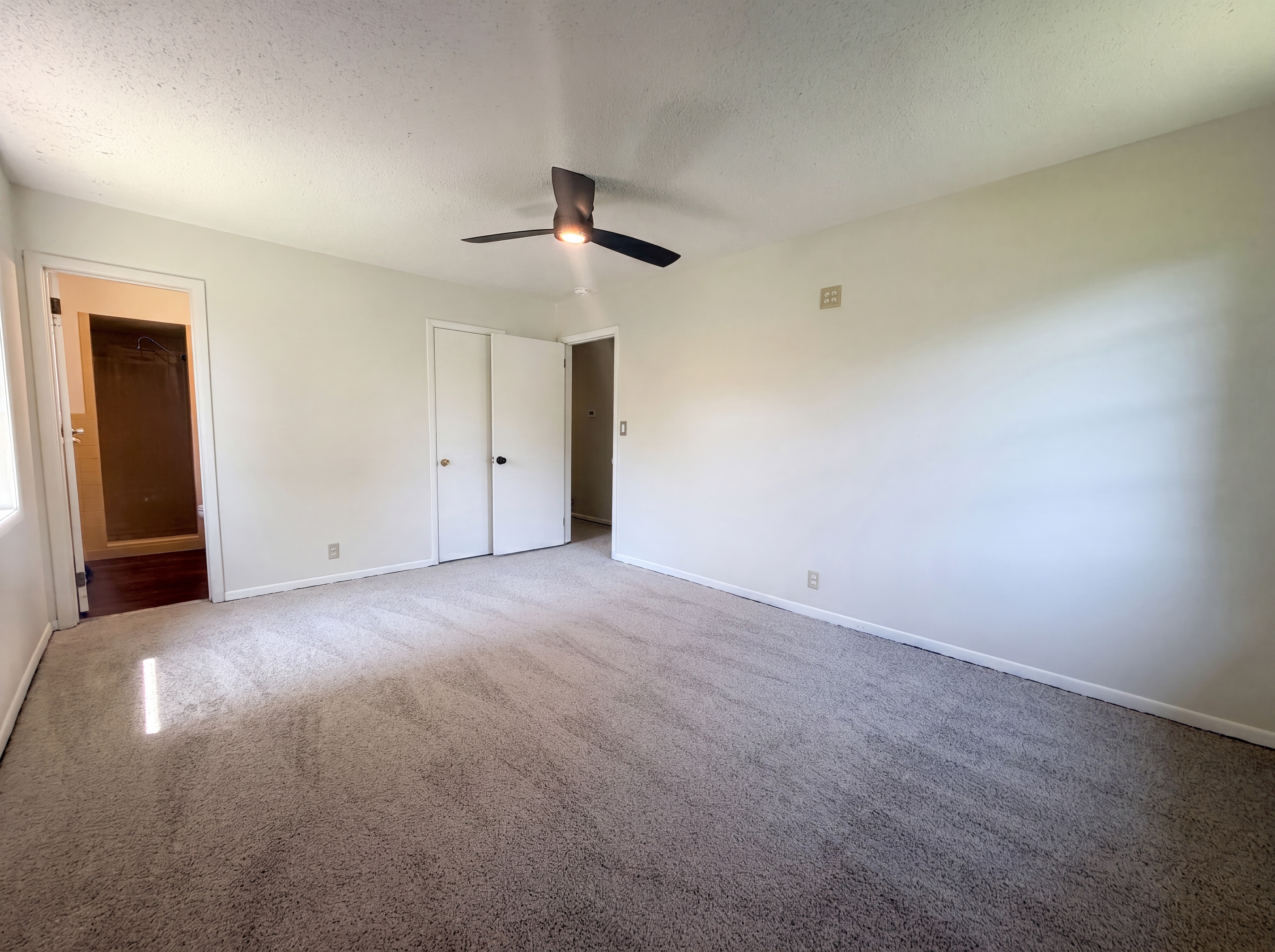Photo 13 of 27 of 3115 33rd St SW, Birmingham, AL