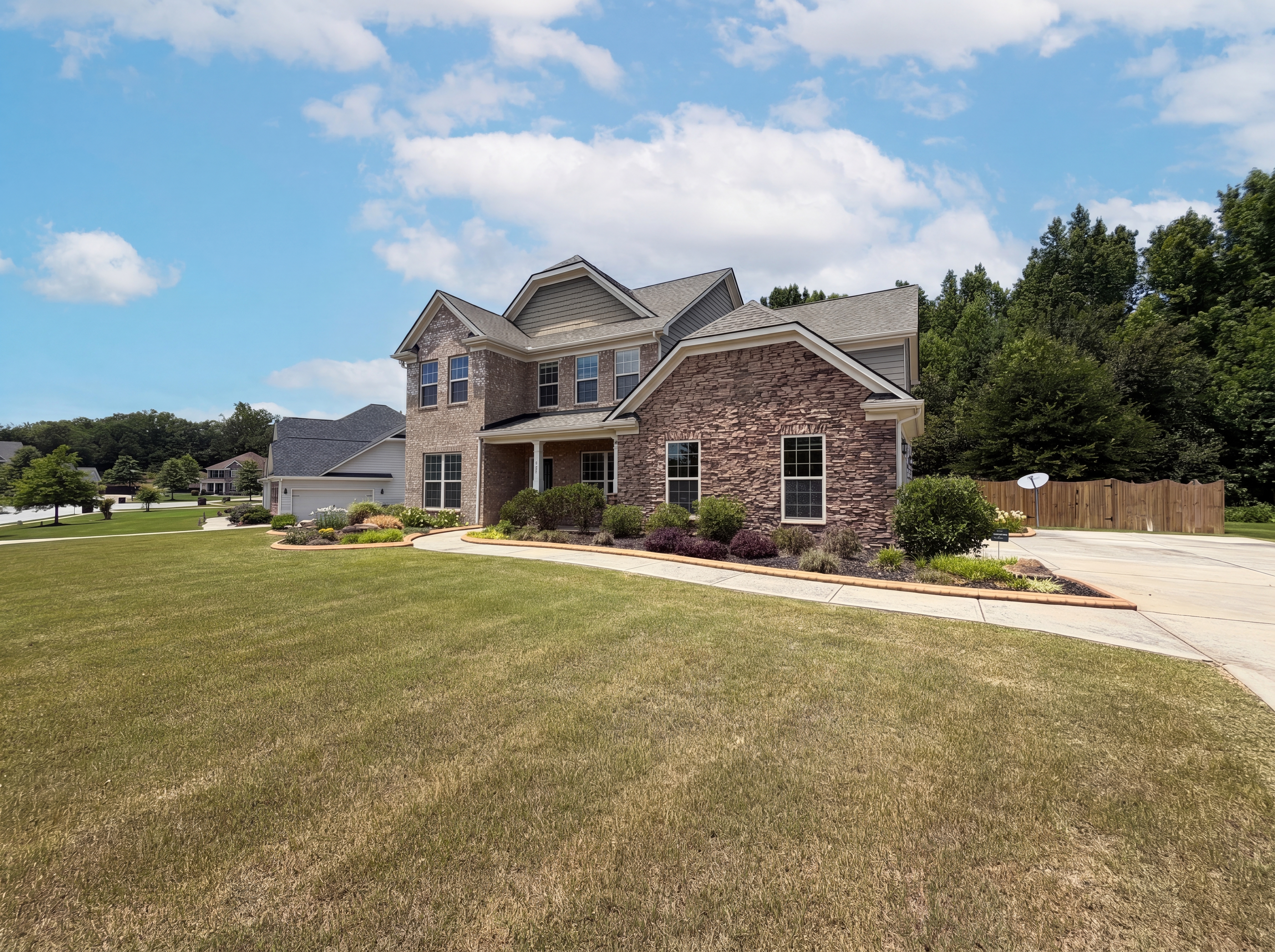 Photo 20 of 24 of 165 Calverton Ln, Tyrone, GA