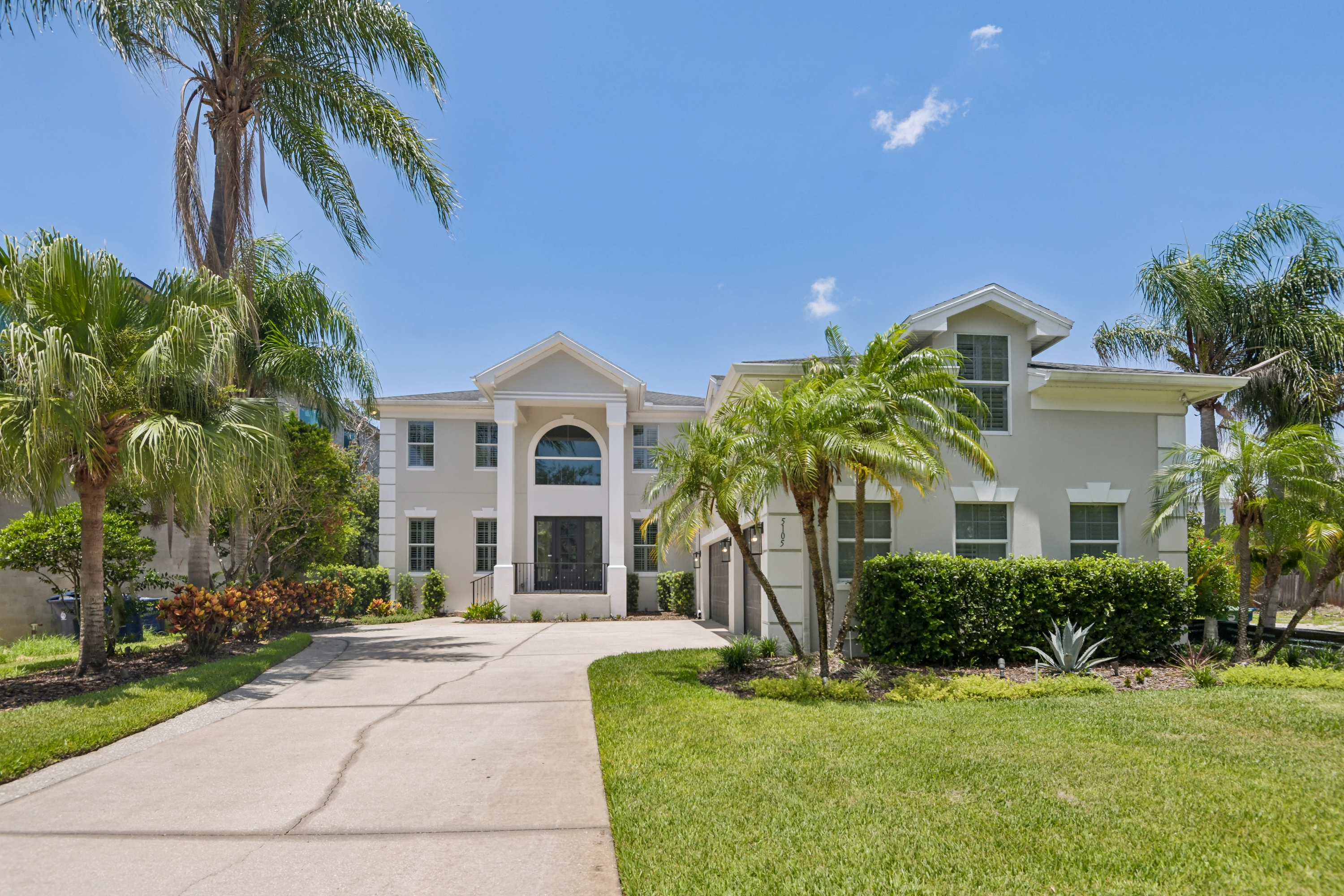Photo 7 of 62 of 5105 W Neptune Way, Tampa, FL