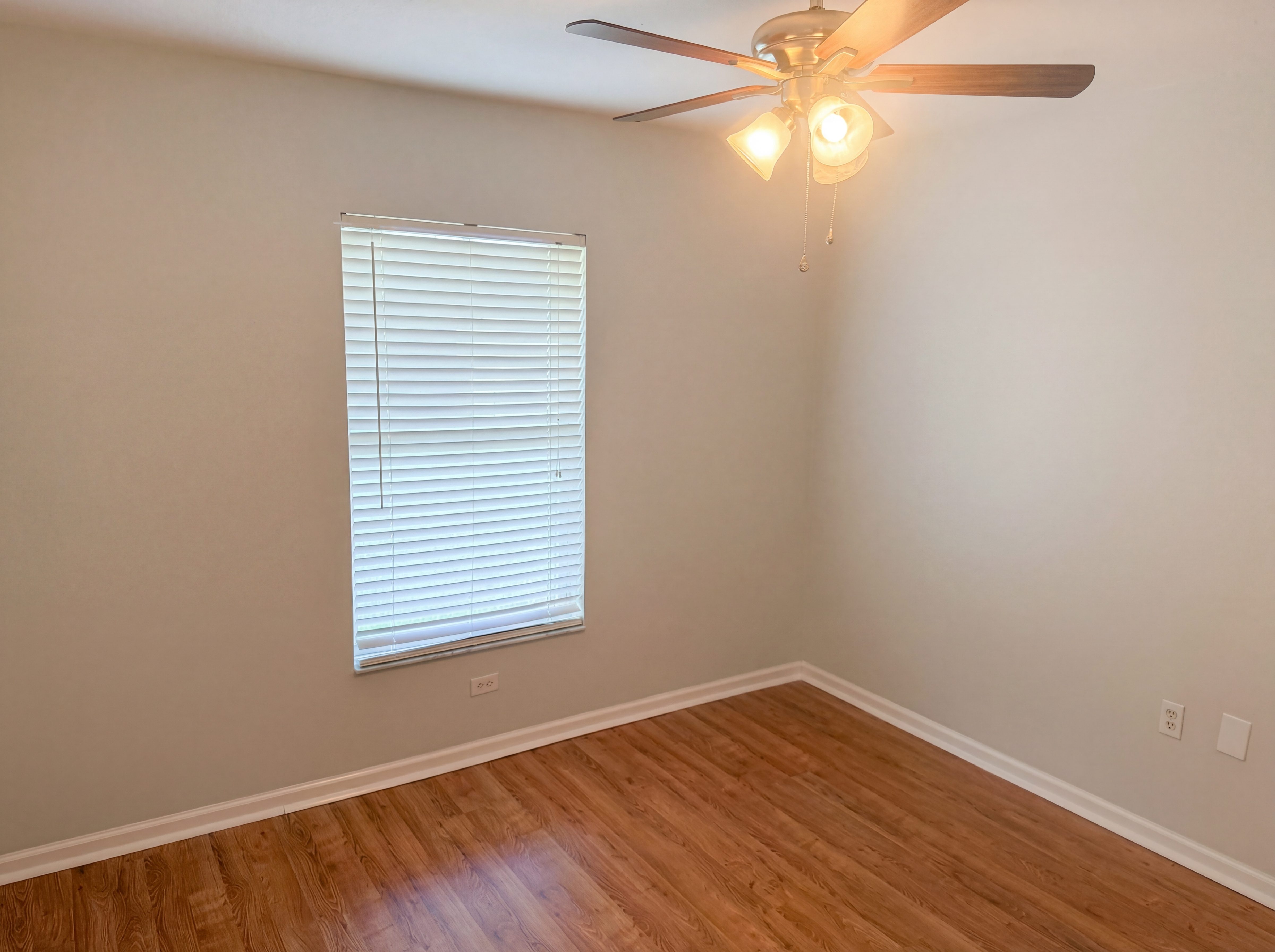Photo 9 of 31 of 2332 SE Berkshire Blvd, Port Saint Lucie, FL