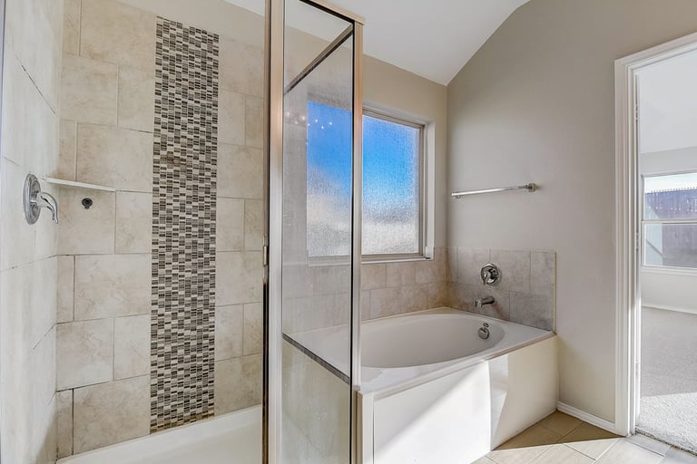 Photo 6 of 36 - 14541 Serrano Ridge Rd, Haslet, TX 76052