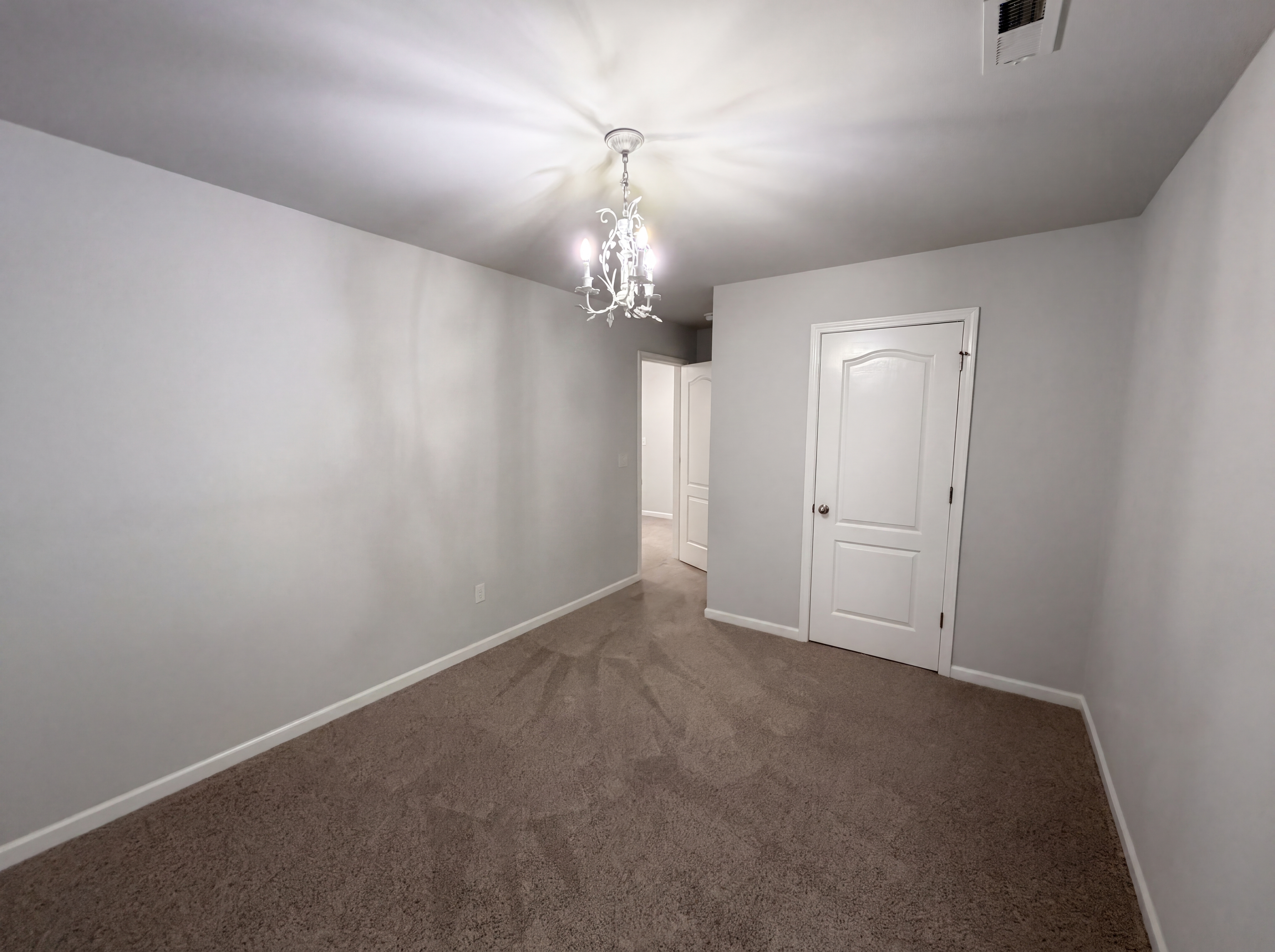 Photo 9 of 21 of 129 Saddlebrook Ave, Pickens, SC