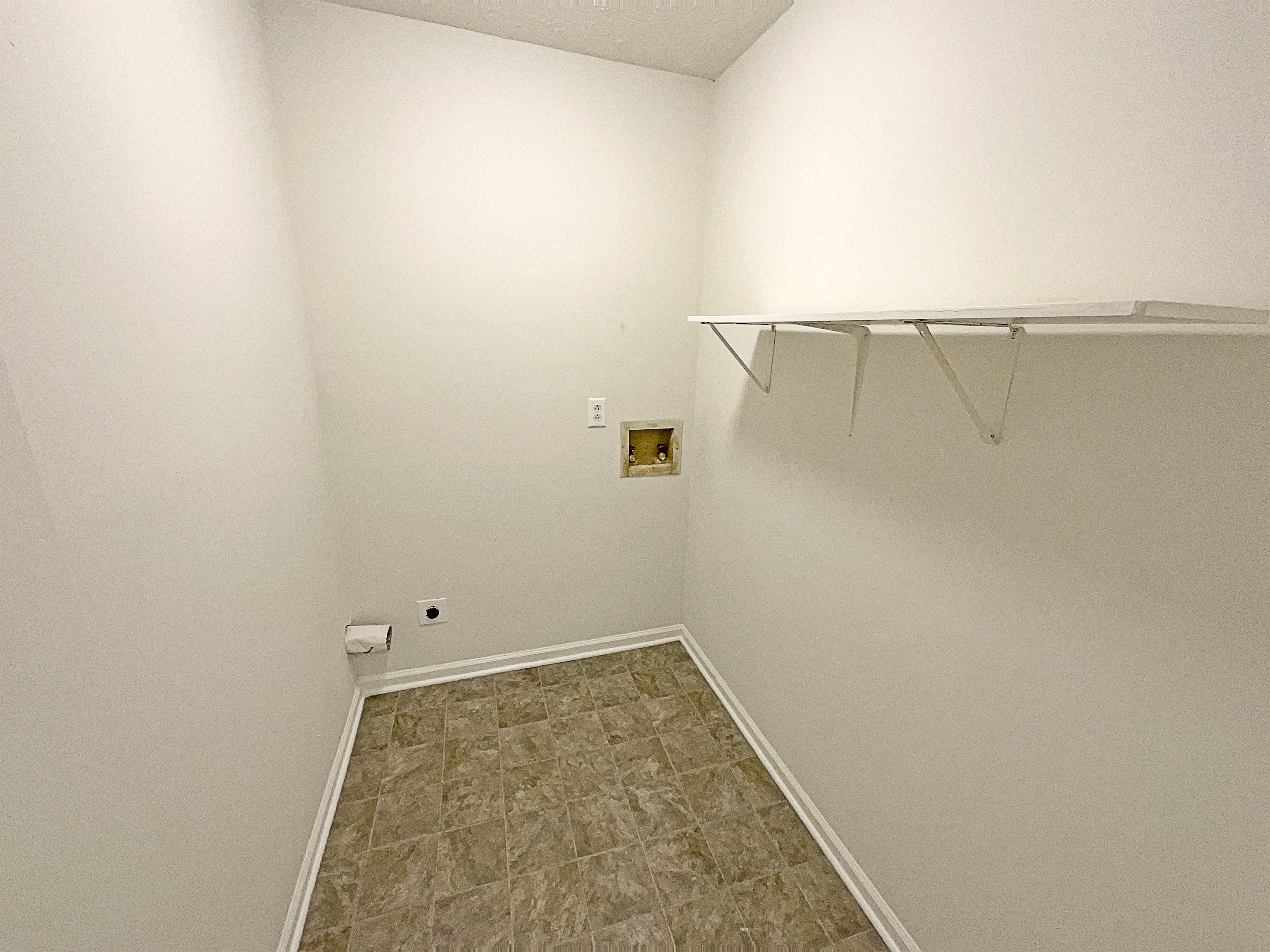 Photo 18 of 27 of 4134 Jodeco Rd, McDonough, GA