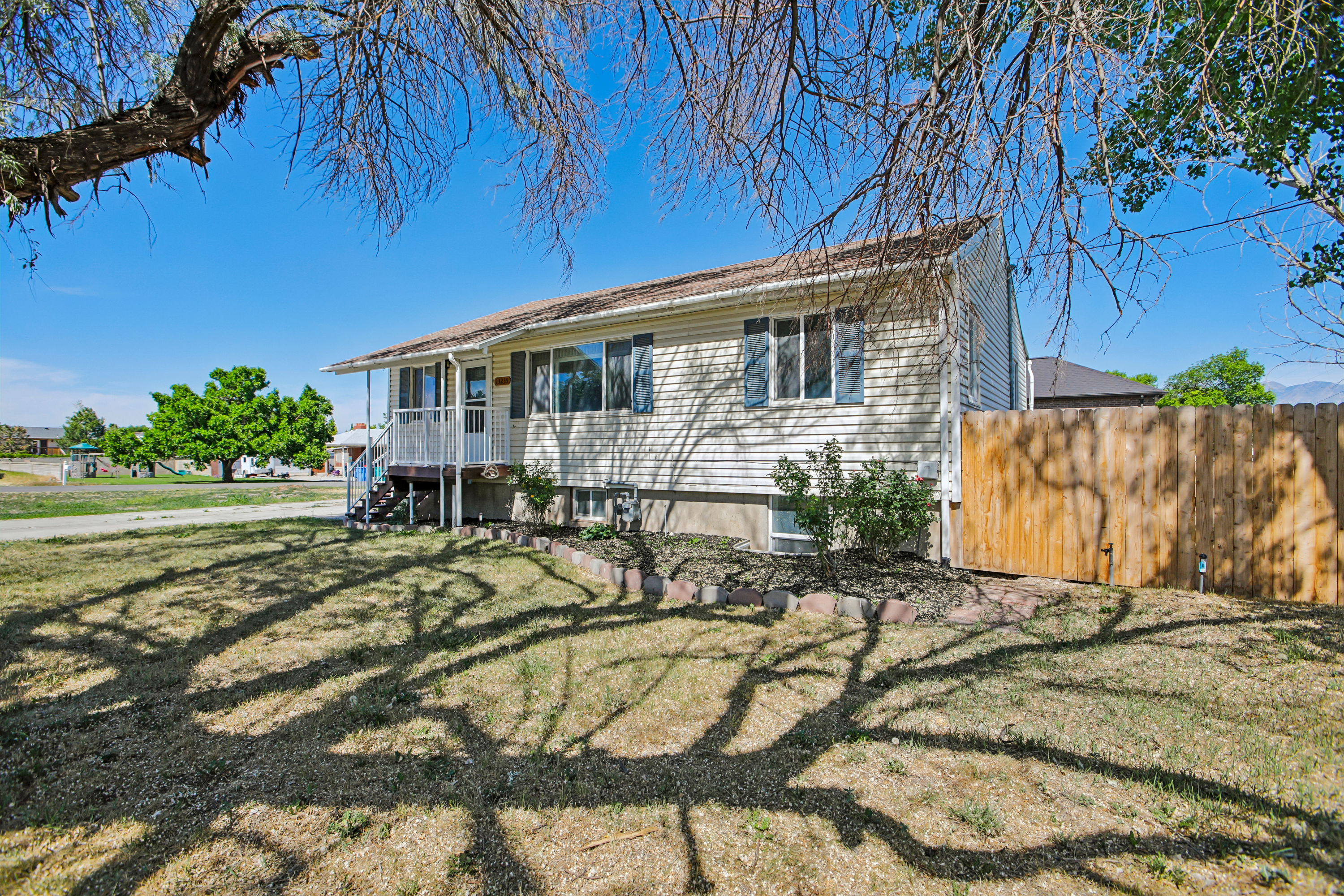 Photo 11 of 35 of 13235 S 2120 W, Riverton, UT