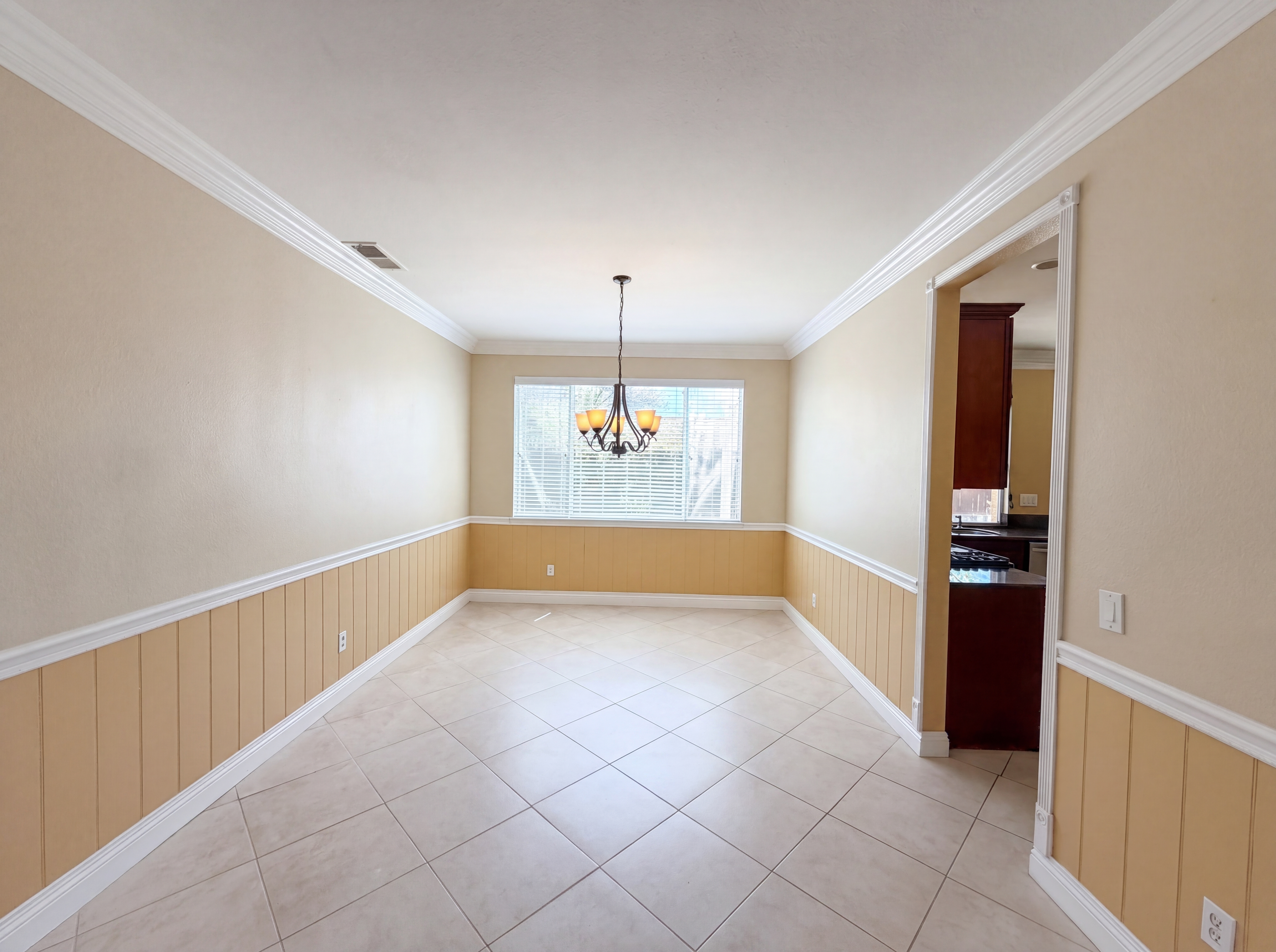 Photo 7 of 21 of 27801 Canyon Hills Way, Murrieta, CA