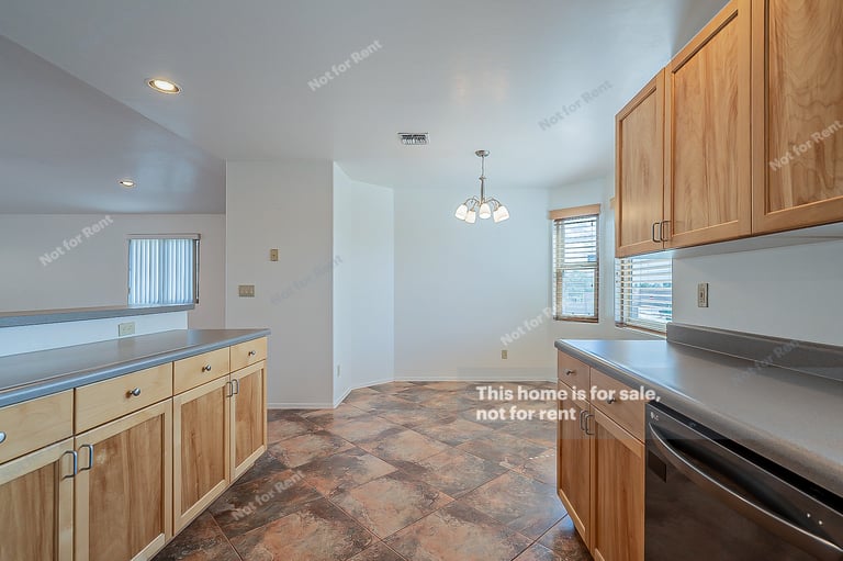 Photo 12 of 33 - 1022 W Rio Hondo, Green Valley, AZ 85614