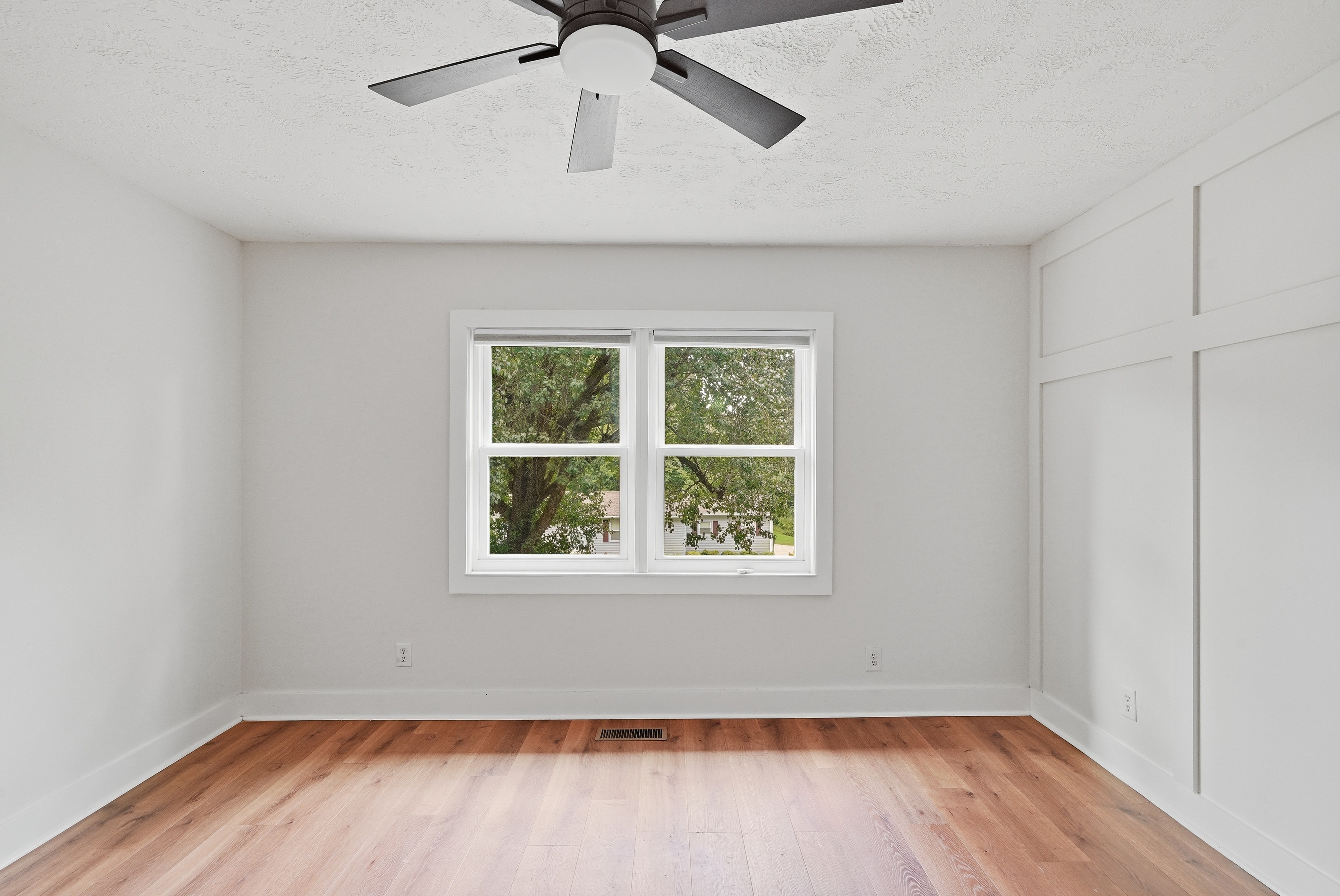 Photo 4 of 29 of 3703 Thrushwood Dr, Chattanooga, TN