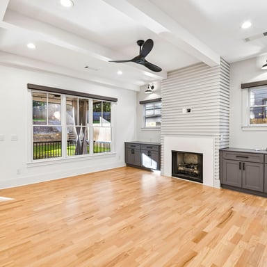 Property photo 3 of 2073 Candler Road SE