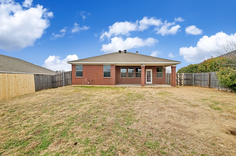 Photo 25 of 26 - 6400 Rainwater Way, Fort Worth, TX 76179