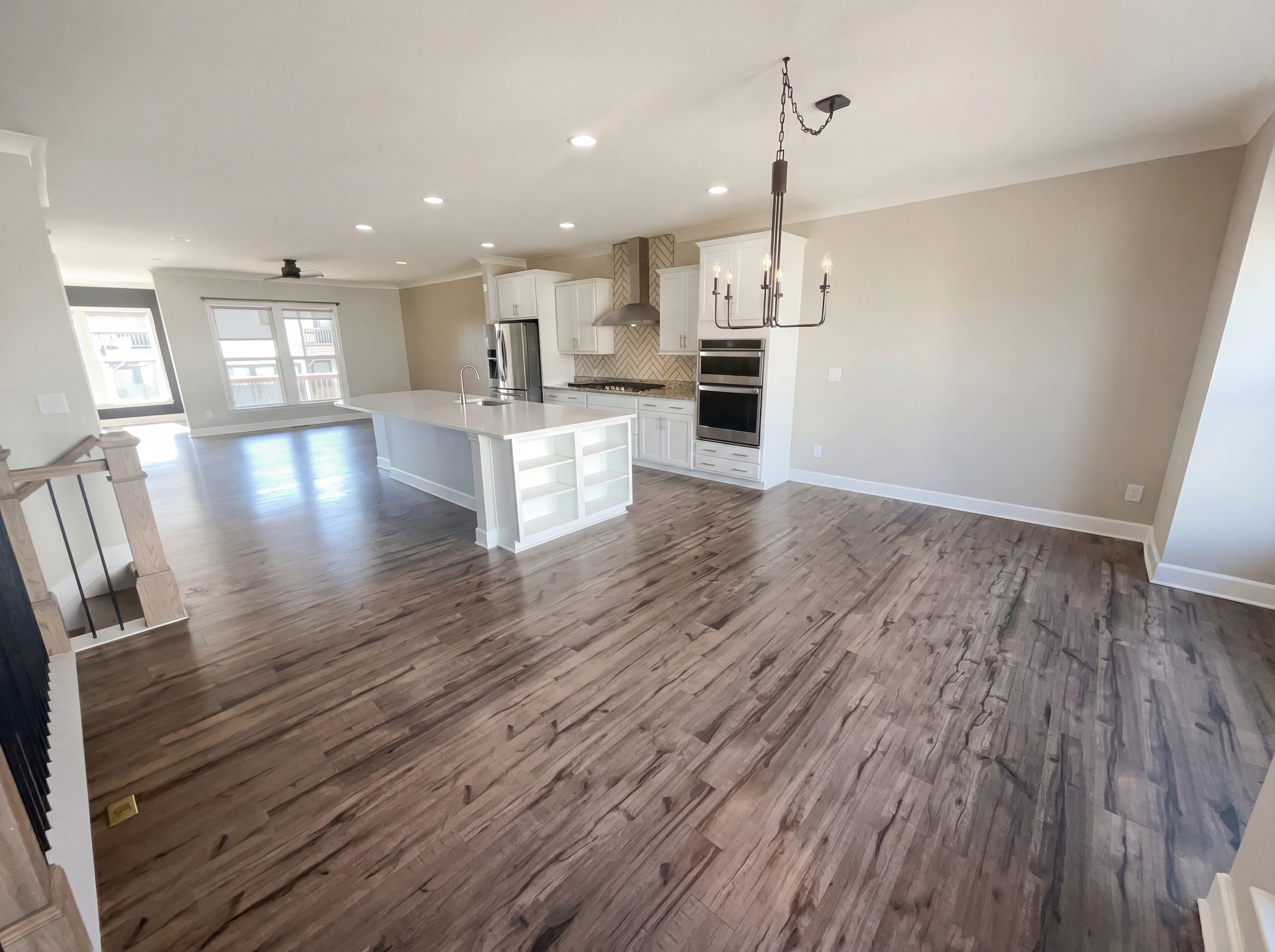Photo 8 of 34 of 2154 Hinton Dr SE, Smyrna, GA