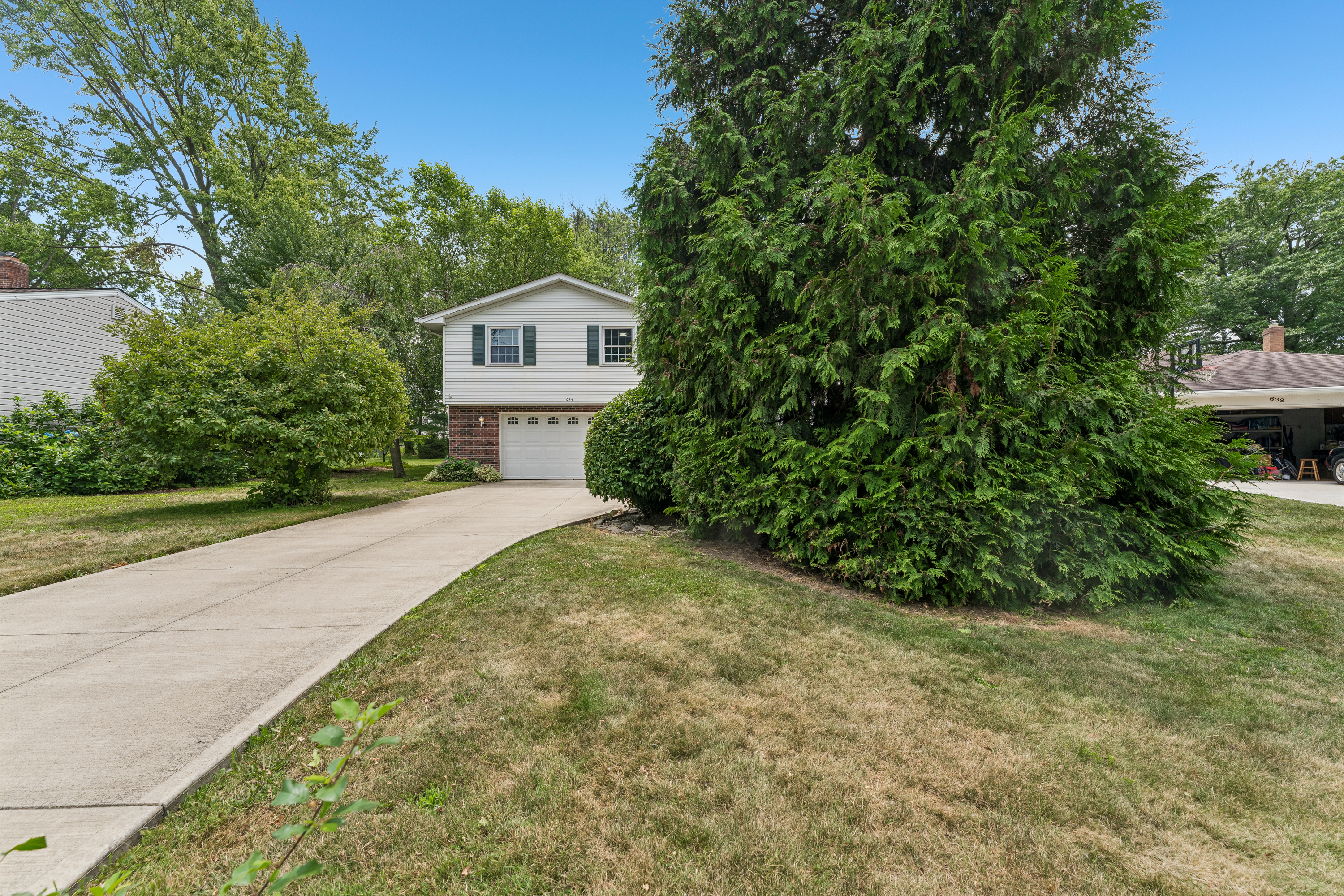 Photo 42 of 52 of 644 Wellfleet Dr, Bay Village, OH