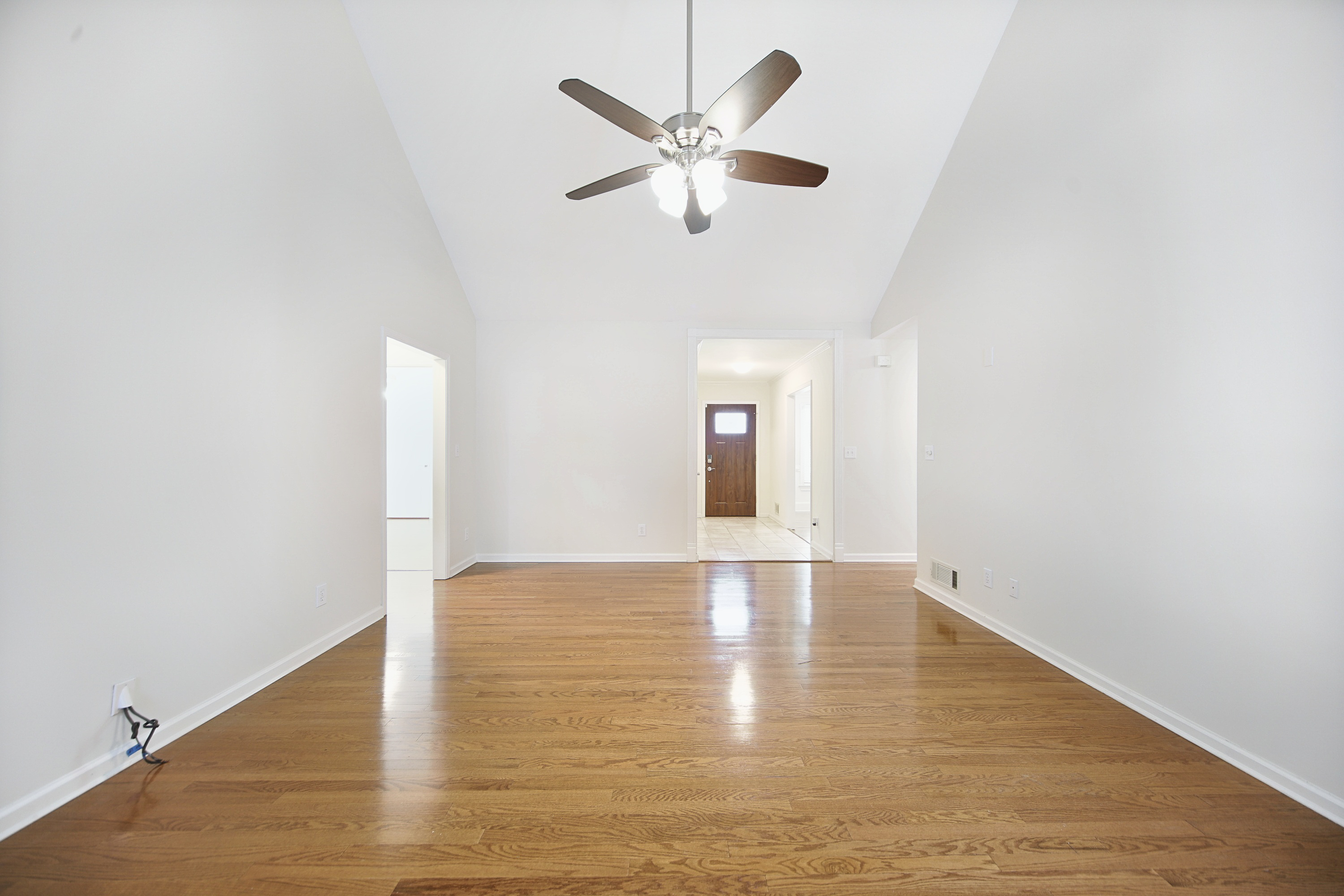 Photo 6 of 54 of 3067 Hillsong Cir, Dacula, GA