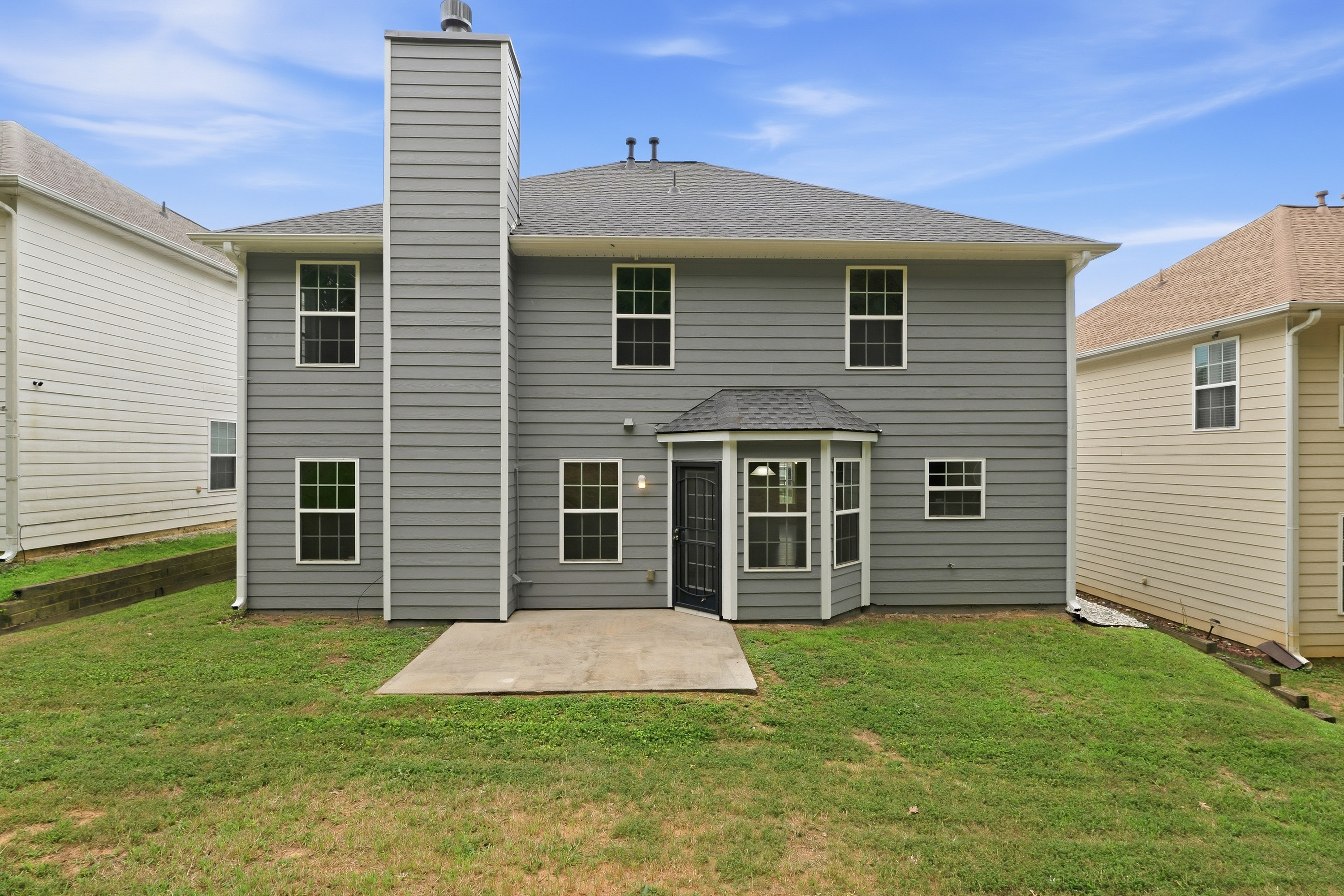 Photo 5 of 41 of 2213 Pine View Trl, Ellenwood, GA