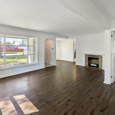 Property photo 3 of 4135 Eastway Rd
