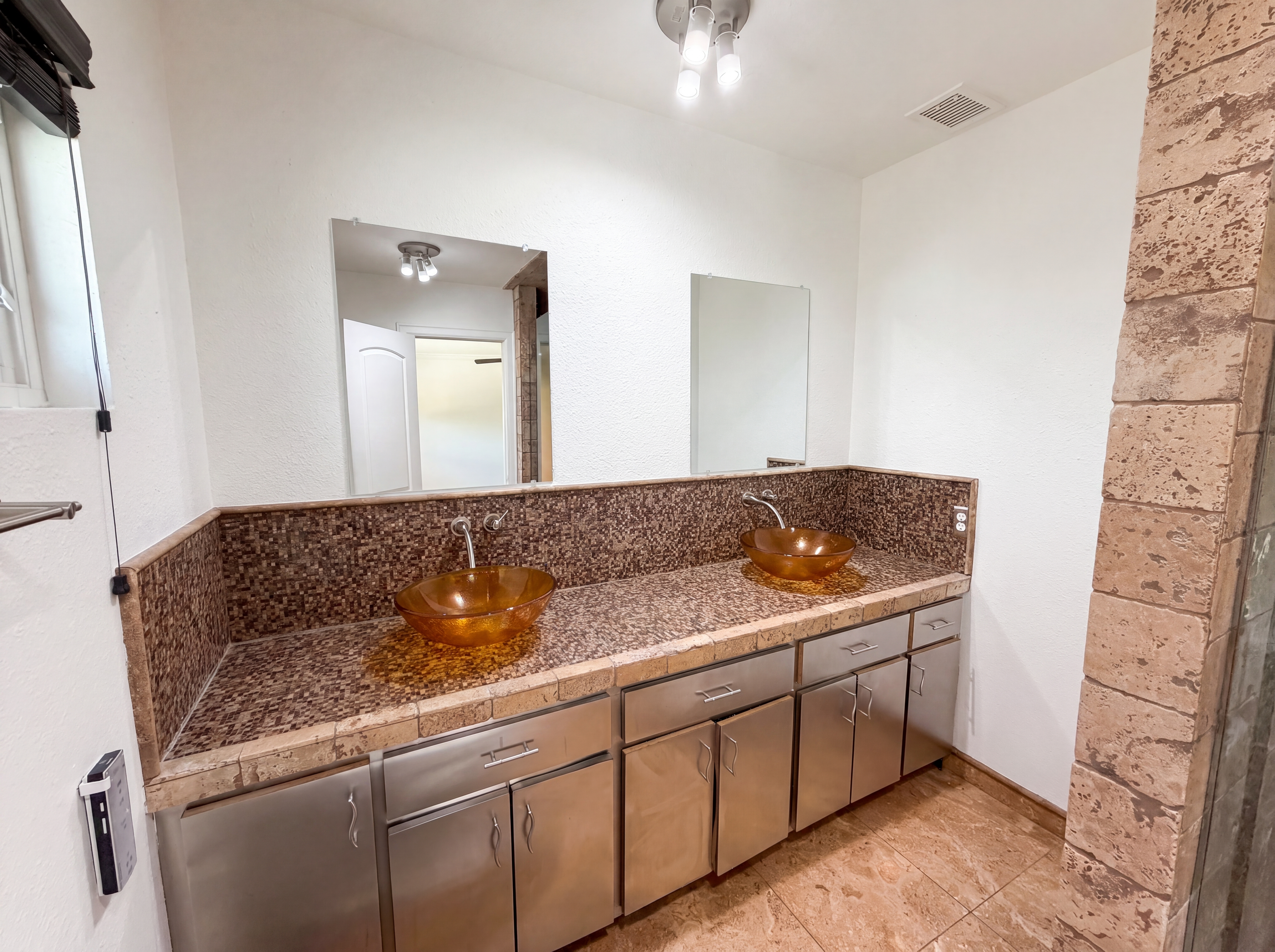 Photo 23 of 34 of 2244 E Nicolet Ave, Phoenix, AZ