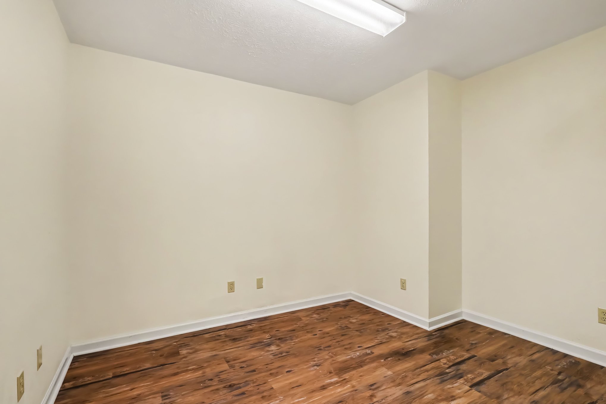 Photo 13 of 19 of 433 Kelly Way, Bellefontaine, OH