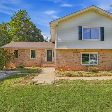 Property photo 1 of 5265 Corinth Cir