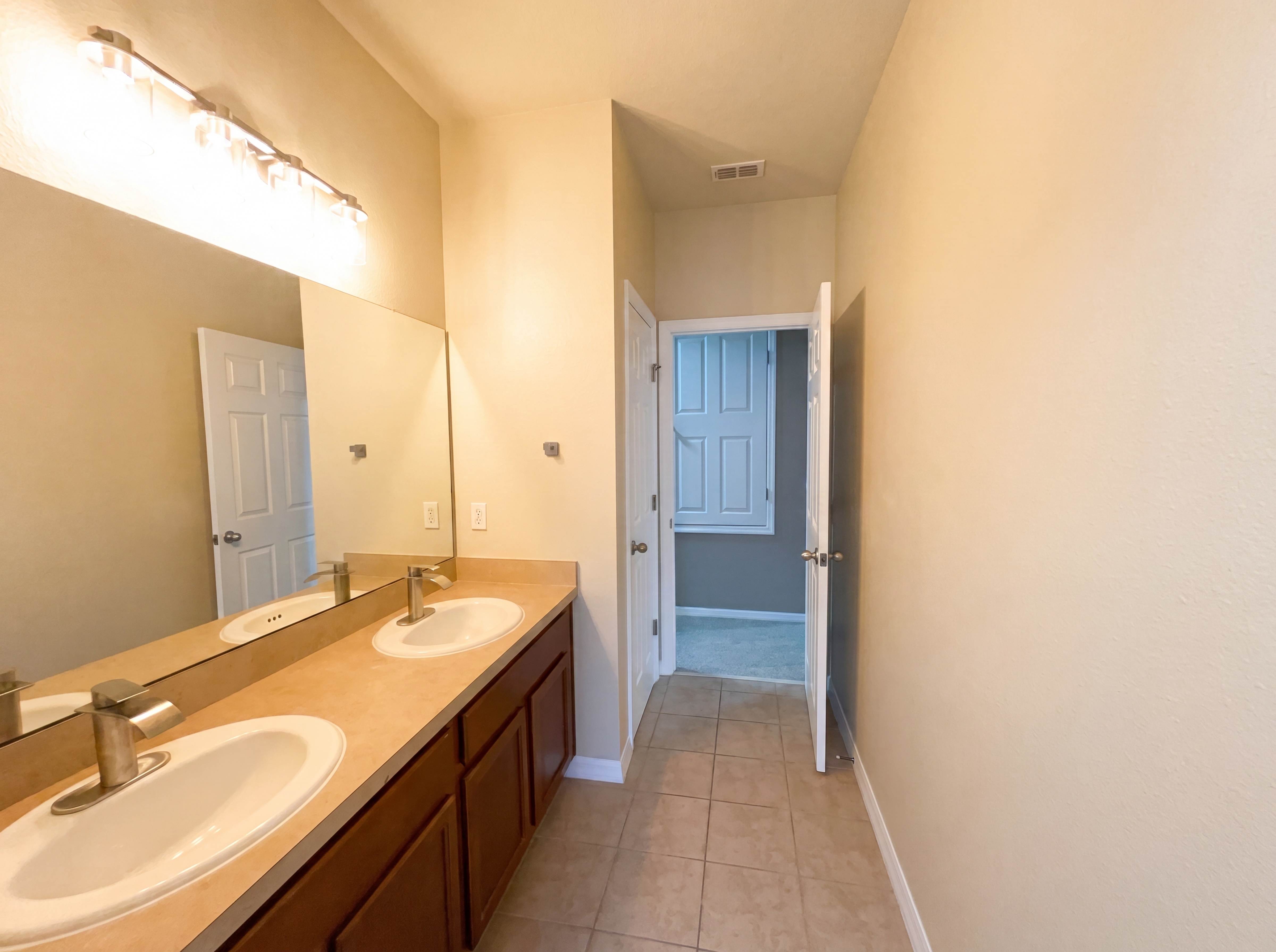 Photo 36 of 56 of 15130 Ovation Dr, Winter Garden, FL