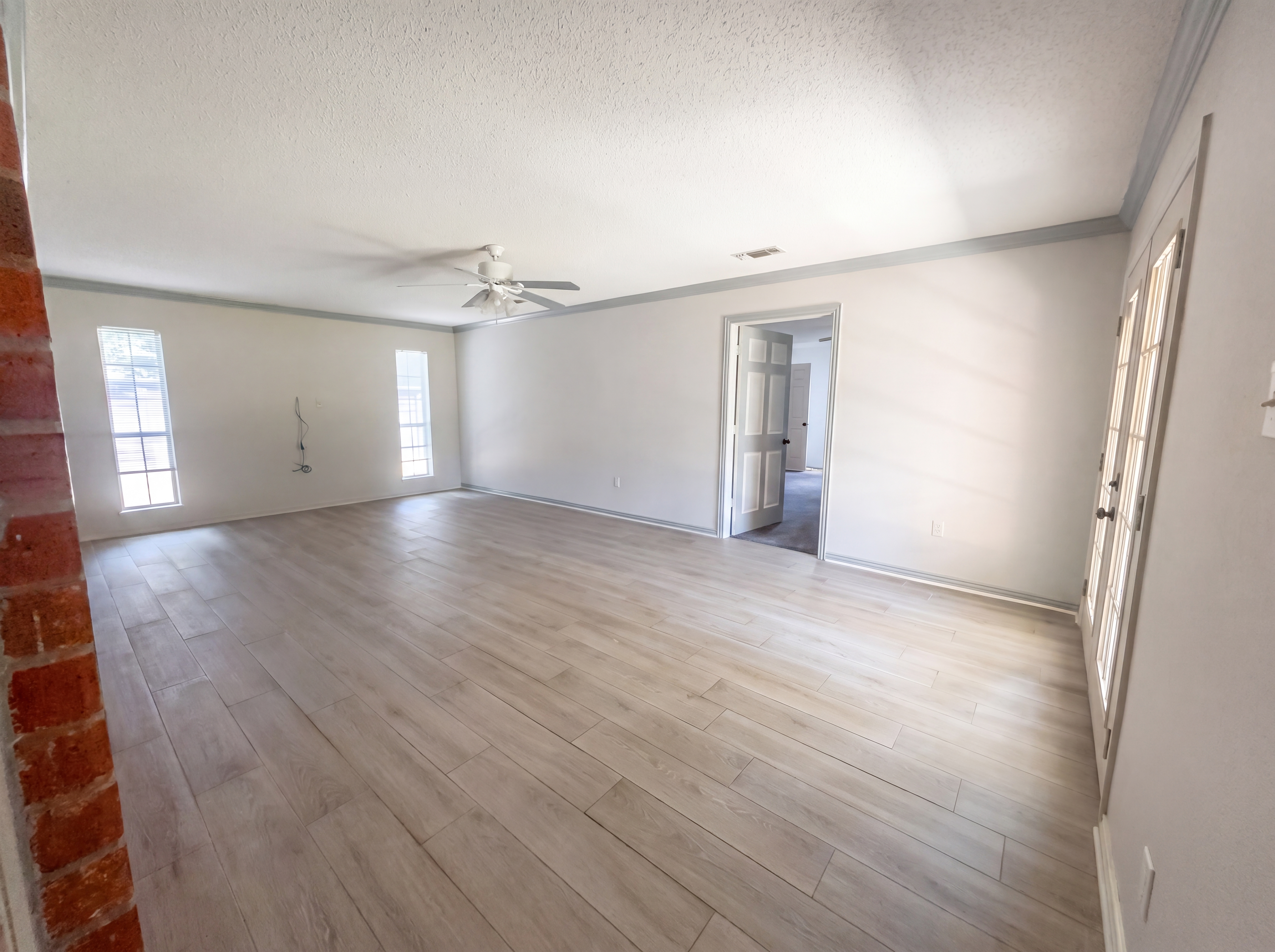 Photo 3 of 24 of 308 N Todd St, Bullard, TX