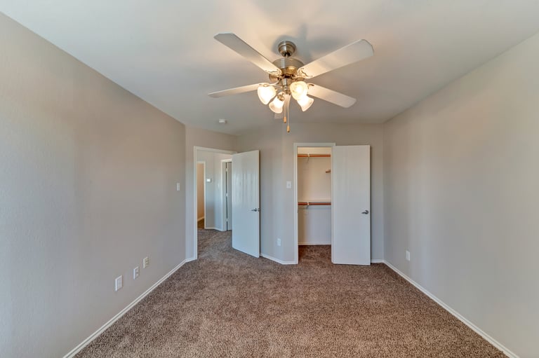 Photo 26 of 31 - 9625 Brenden Dr, Fort Worth, TX 76108