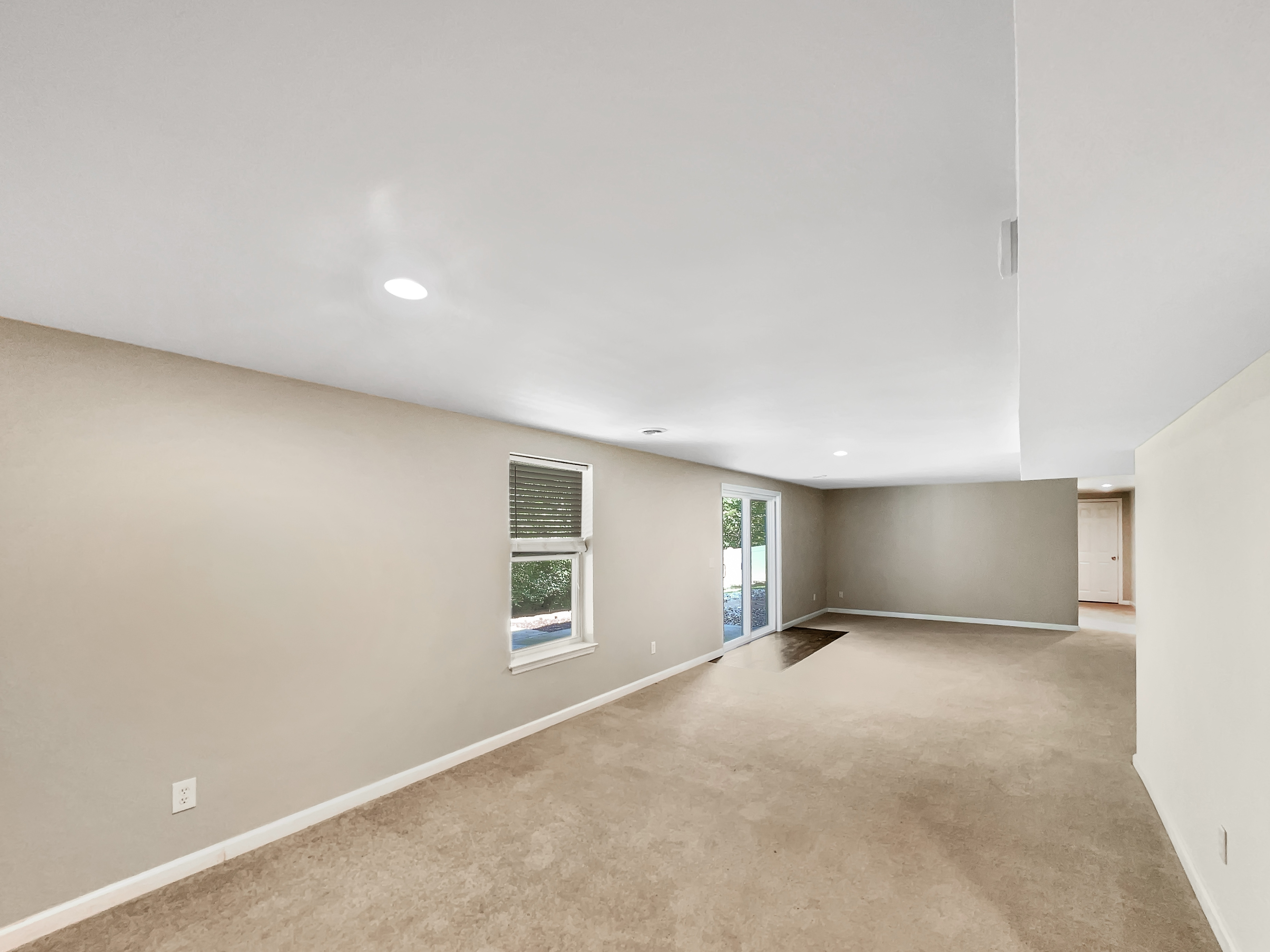 Photo 20 of 25 of 191 Gardenia Dr, Troy, MO