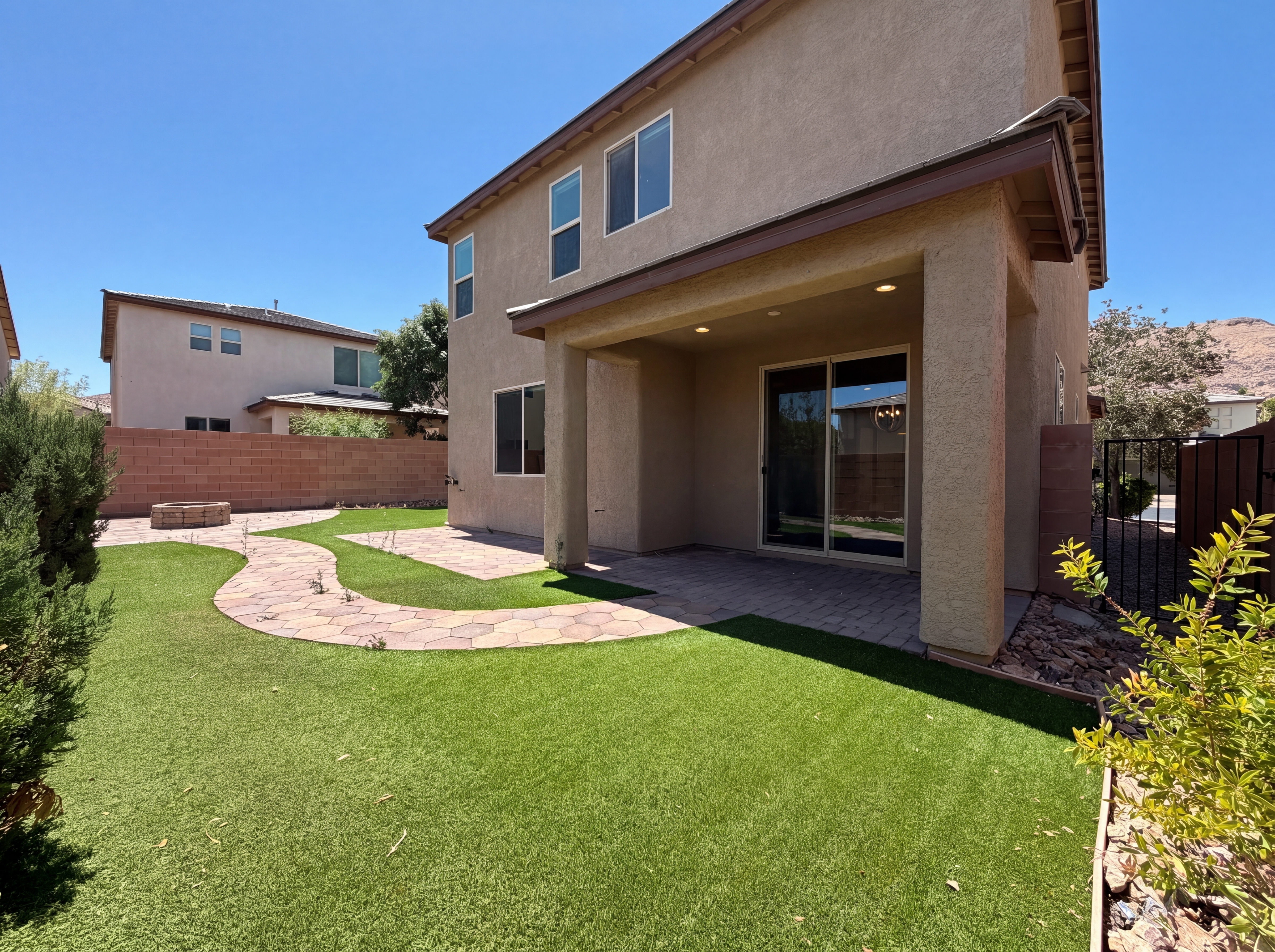 Photo 5 of 21 of 6586 Dolian Creek St, Las Vegas, NV