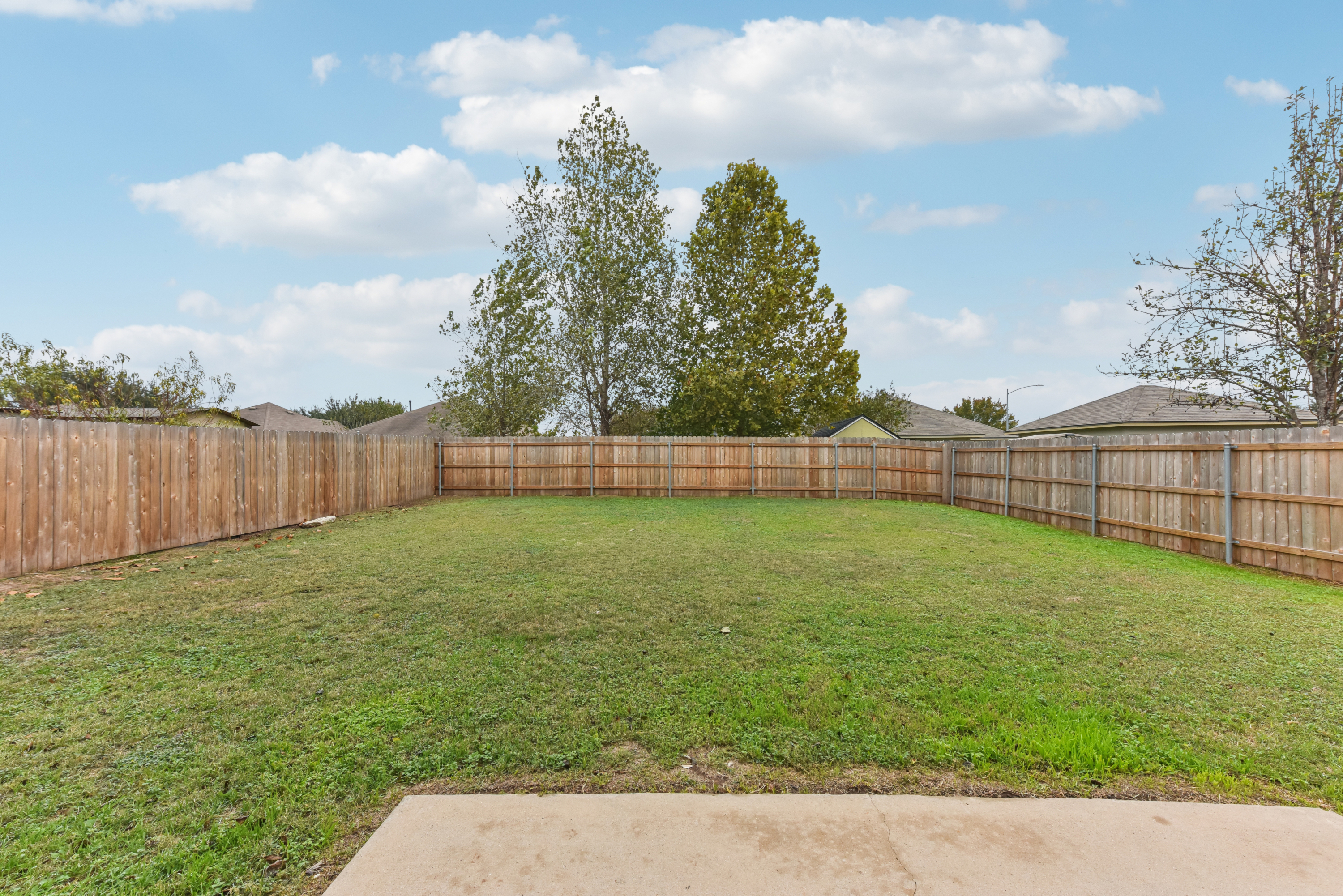 Photo 17 of 37 of 4503 Acers Ln, Austin, TX