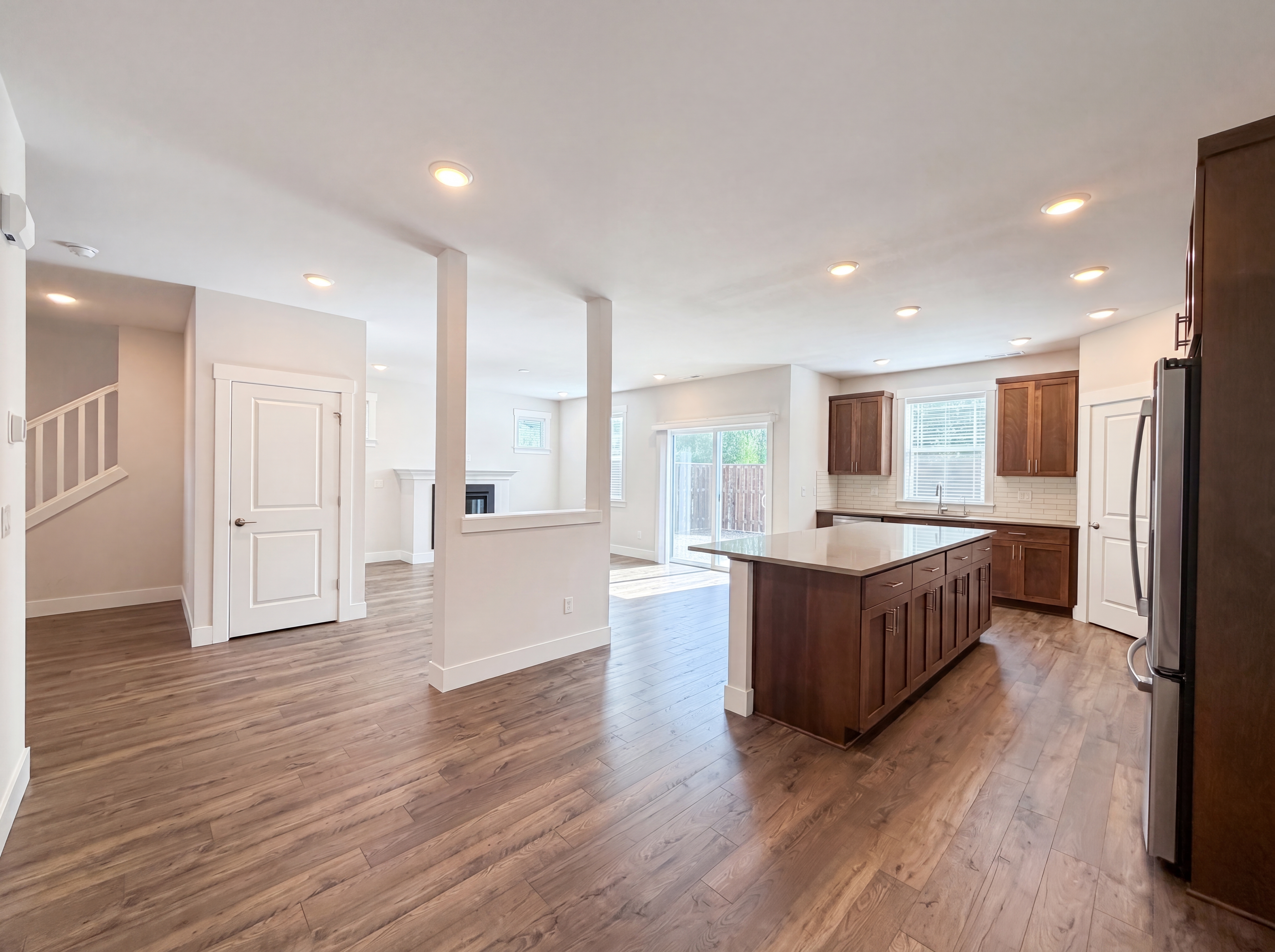 Photo 6 of 24 of 12706 SW Incline Dr, Beaverton, OR