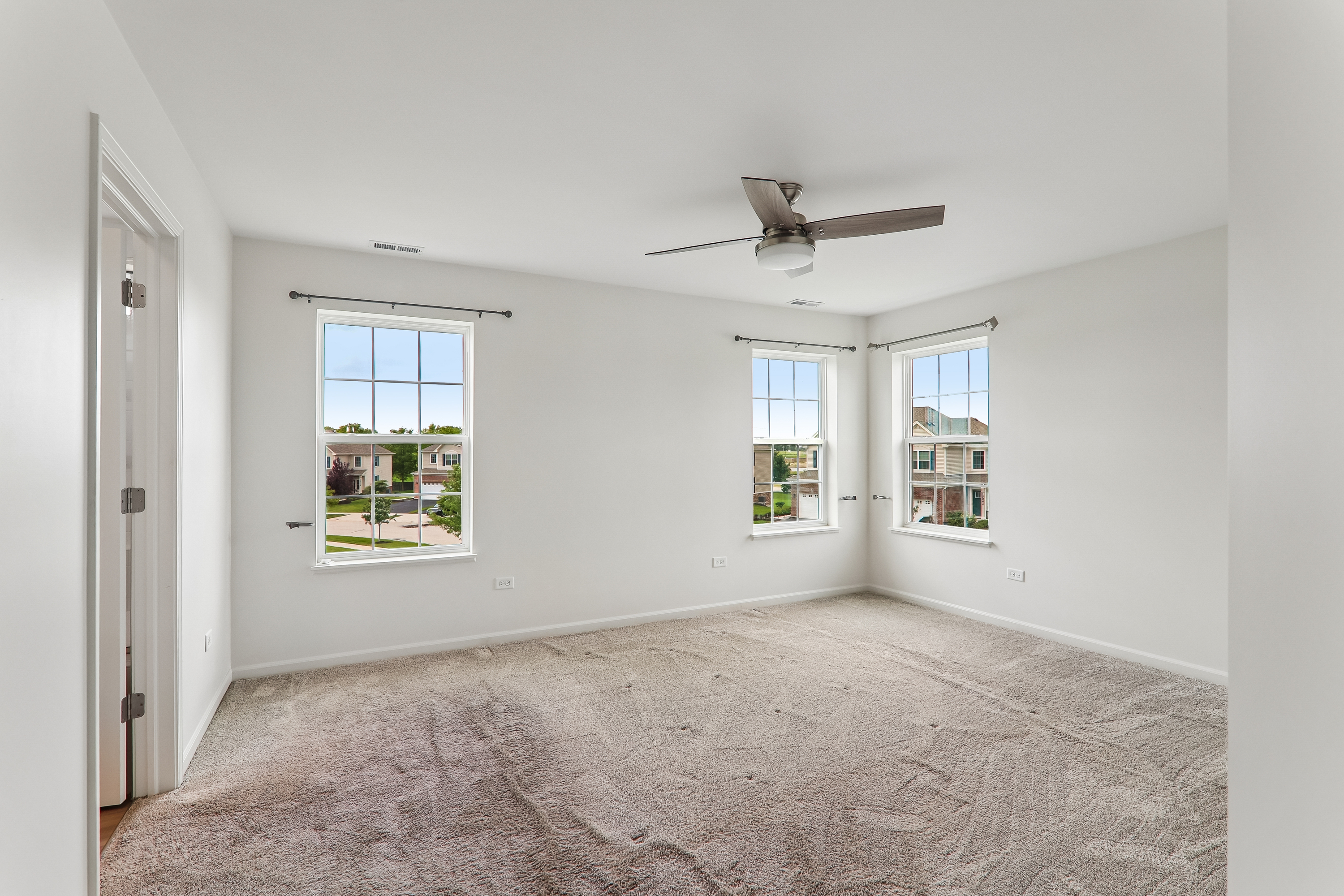 Photo 14 of 32 of 24722 S Dart Rd, Manhattan, IL