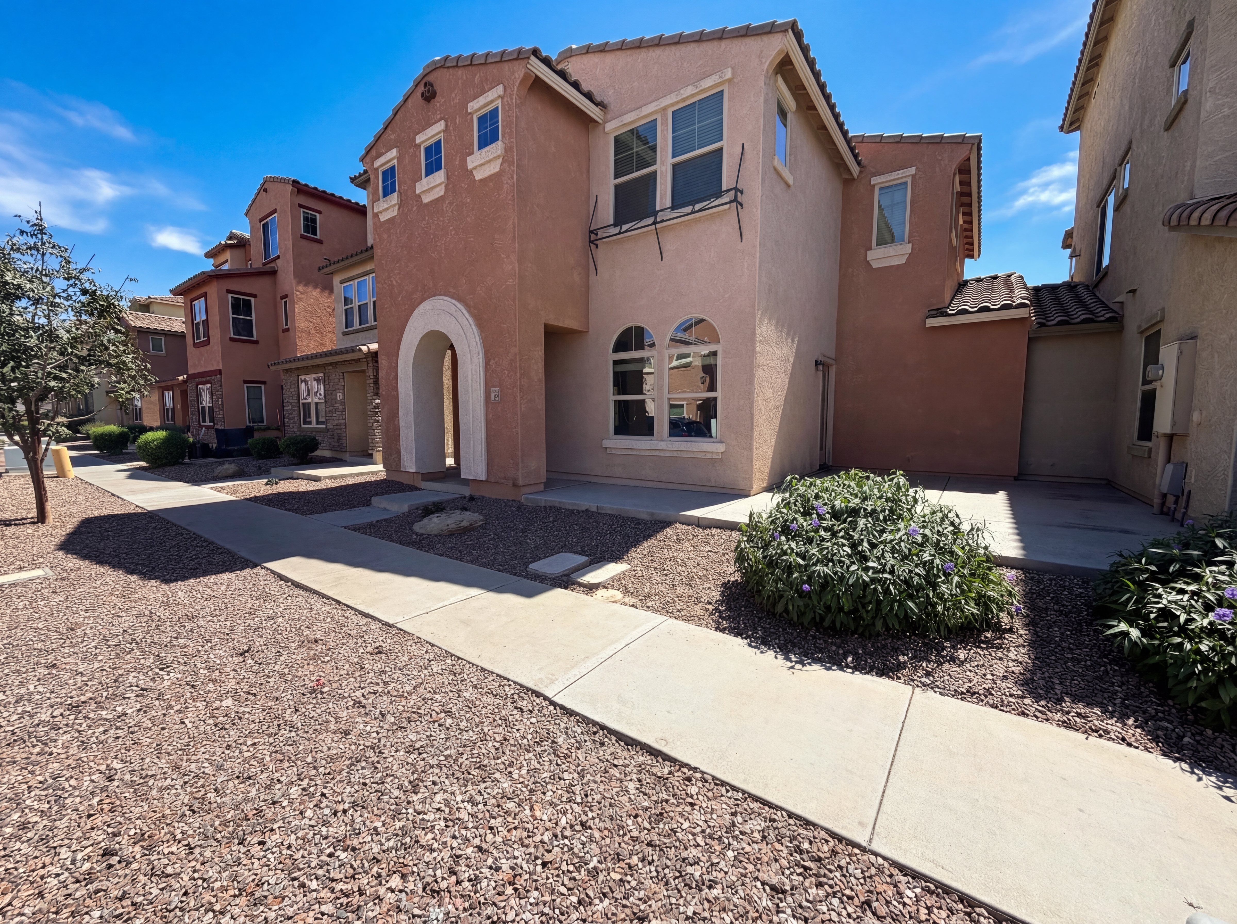 Photo 7 of 34 of 7763 W Pipestone Pl, Phoenix, AZ
