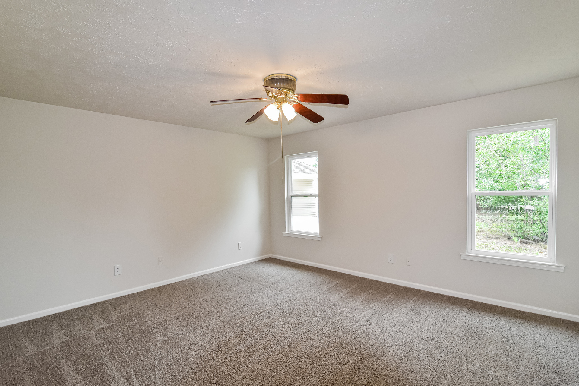 Photo 4 of 18 of 7143 Knoll Loop, Montgomery, AL