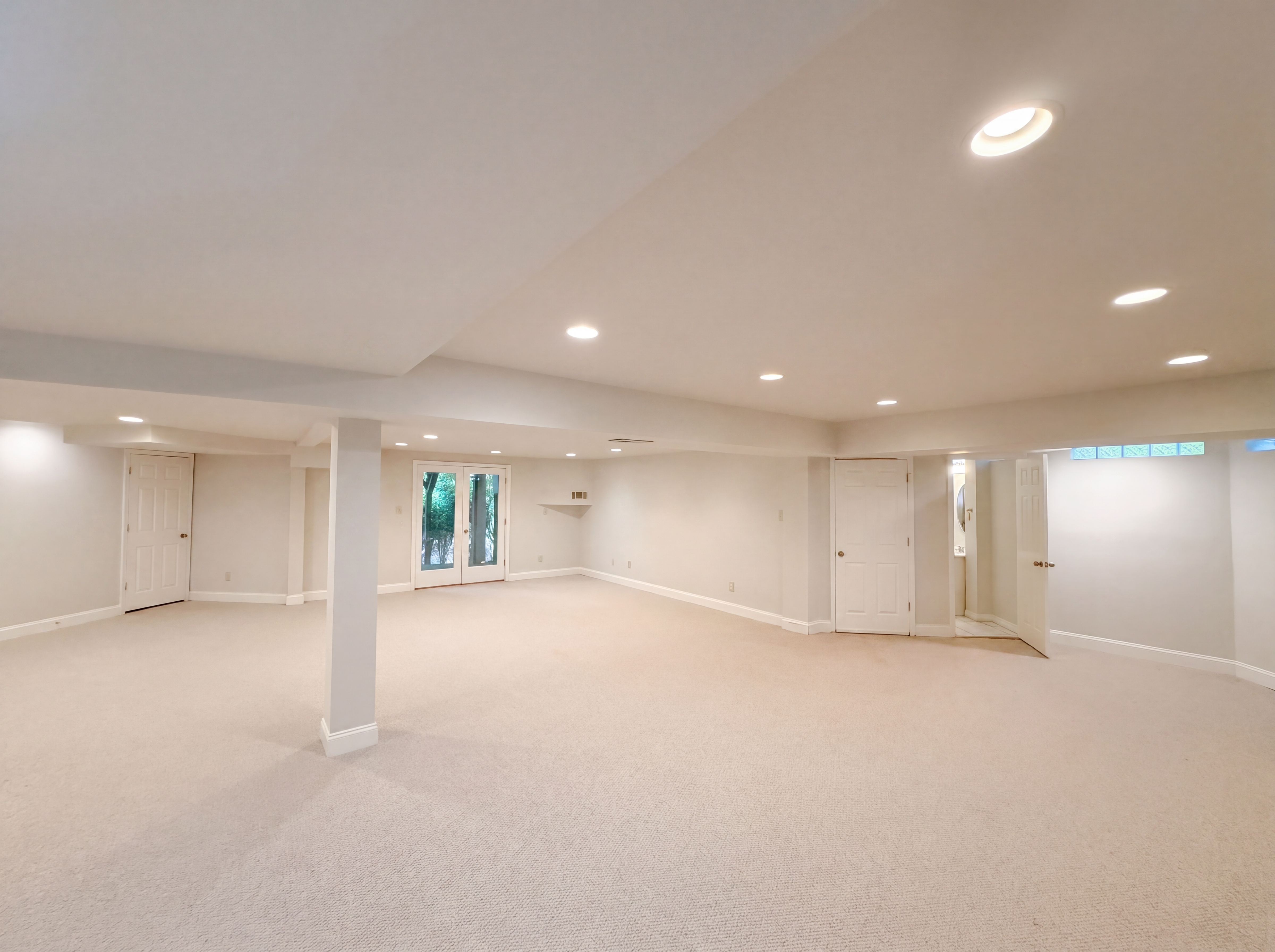 Photo 12 of 16 of 6104 Crupper Ct, Raleigh, NC