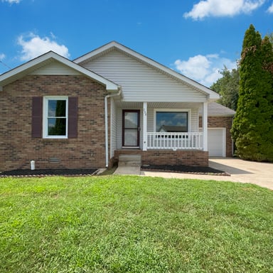 Property photo 1 of 238 Windmeade Cir