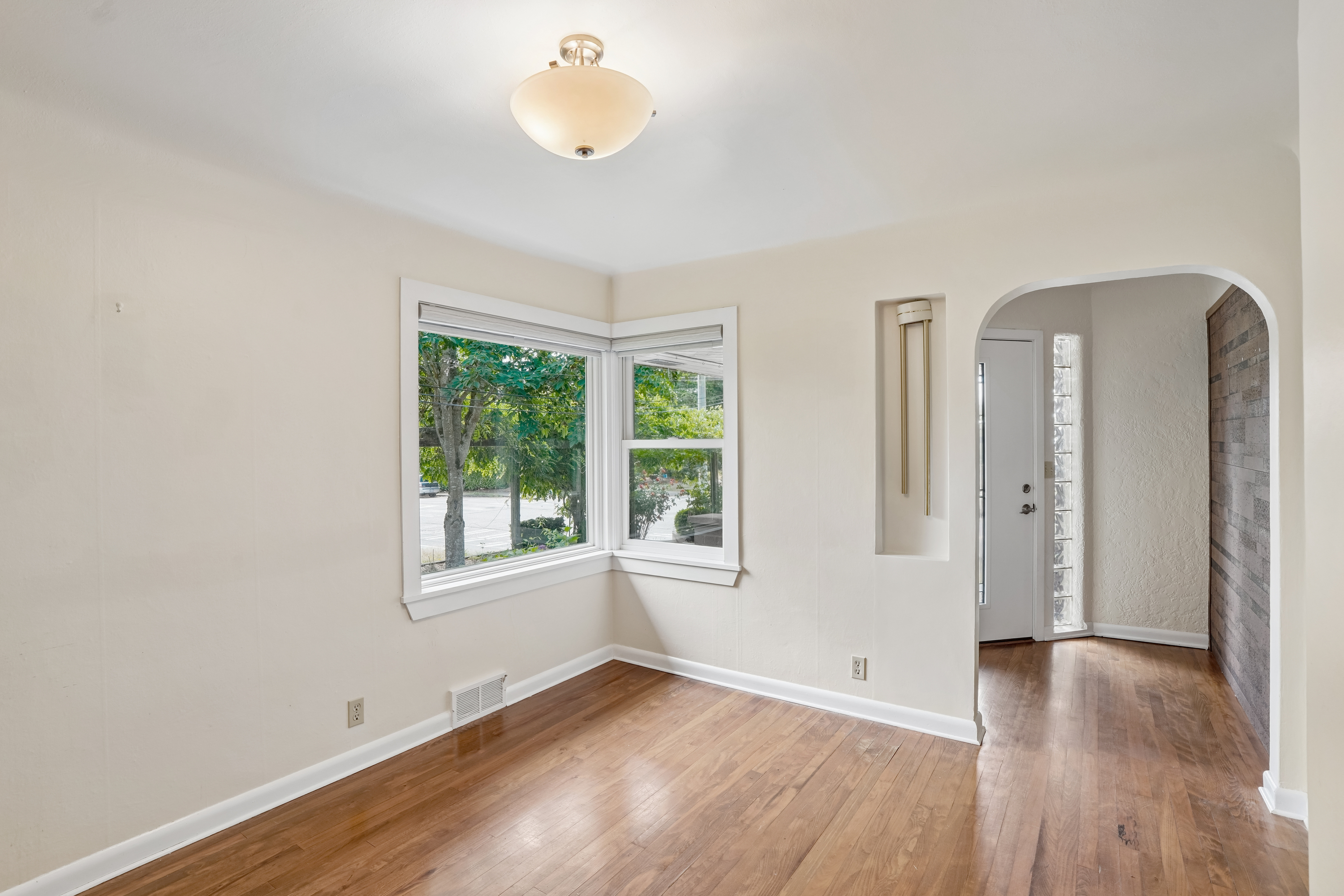 Photo 8 of 44 of 3004 SW Barton St, Seattle, WA