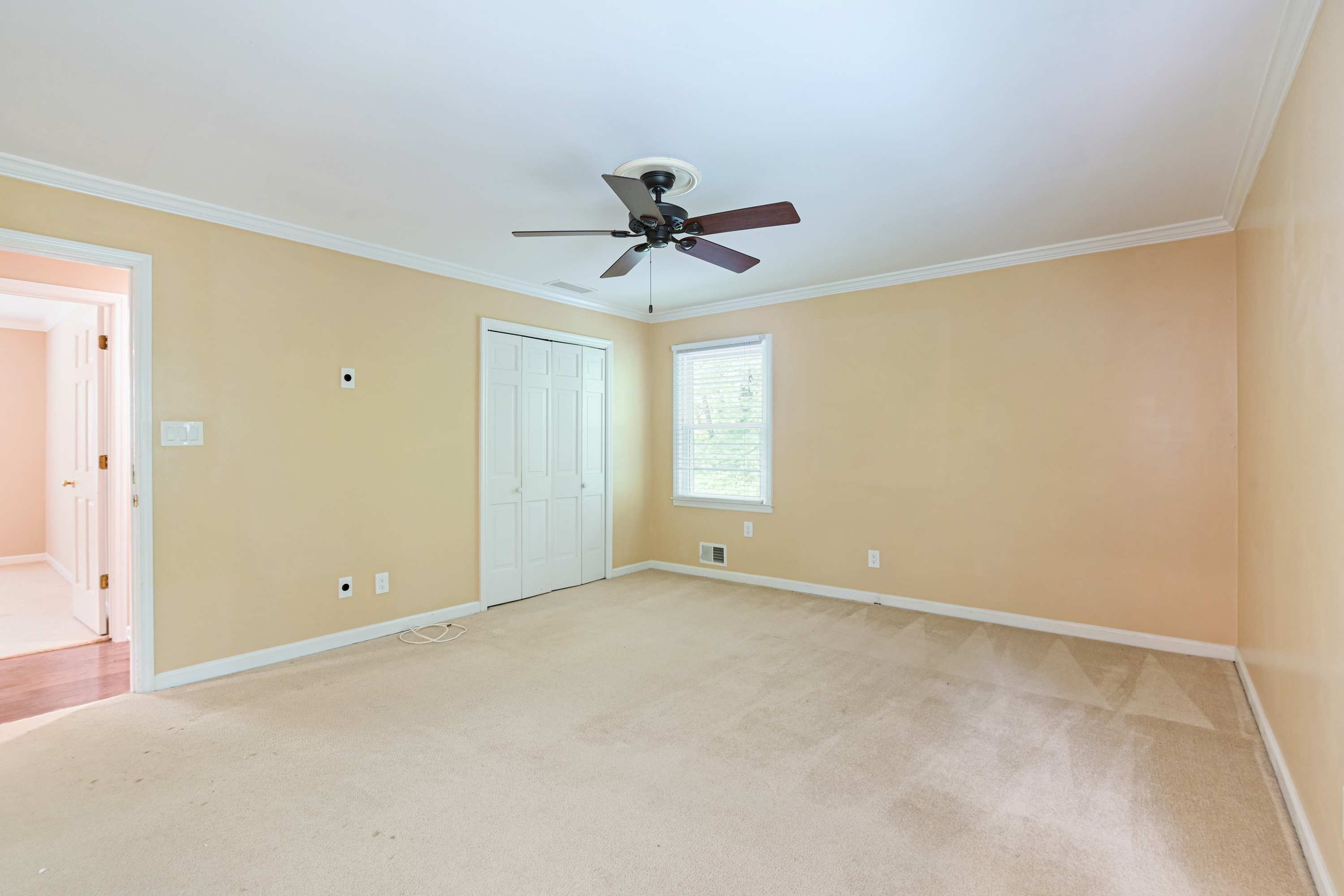 Photo 4 of 47 of 3431 Hickory View Dr NW, Marietta, GA