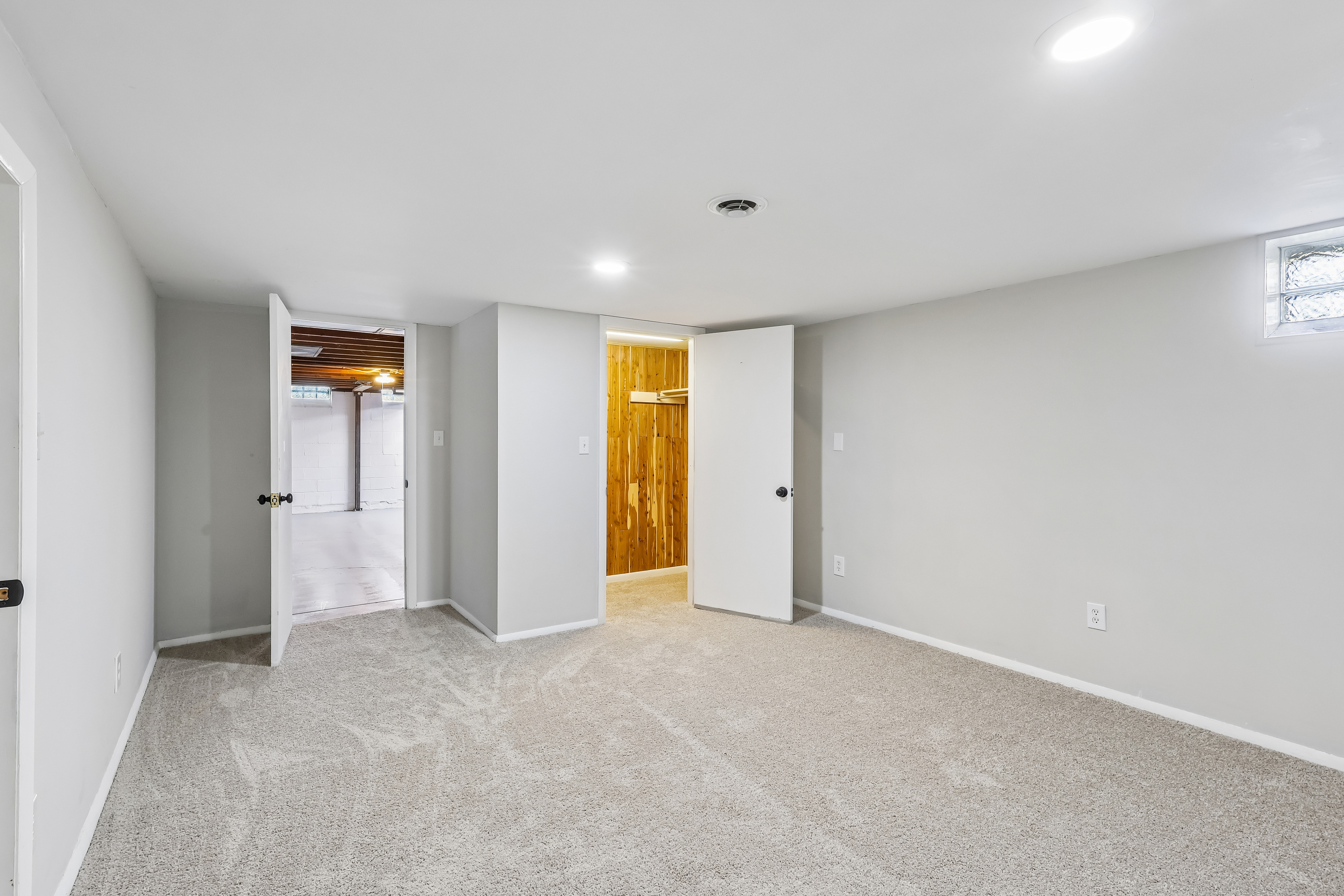 Photo 20 of 27 of 5995 Liberty Rd, Solon, OH