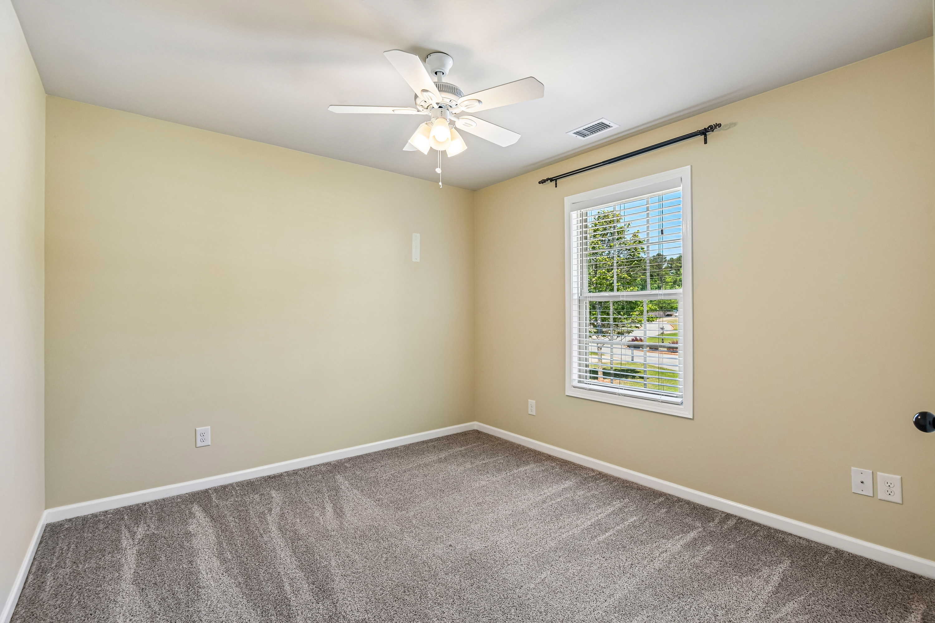Photo 42 of 53 of 252 Stone Lake Dr, Dallas, GA